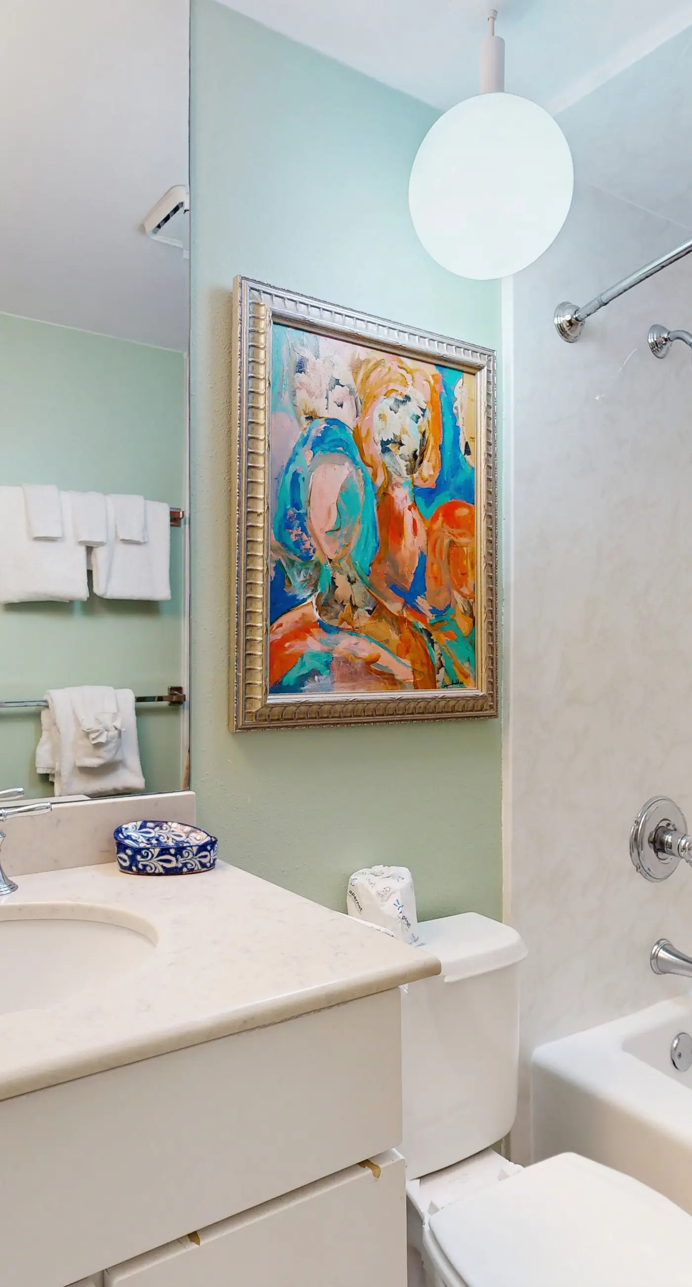 Stunning oceanfront top-floor condo with Gulf views, central AC & pool access