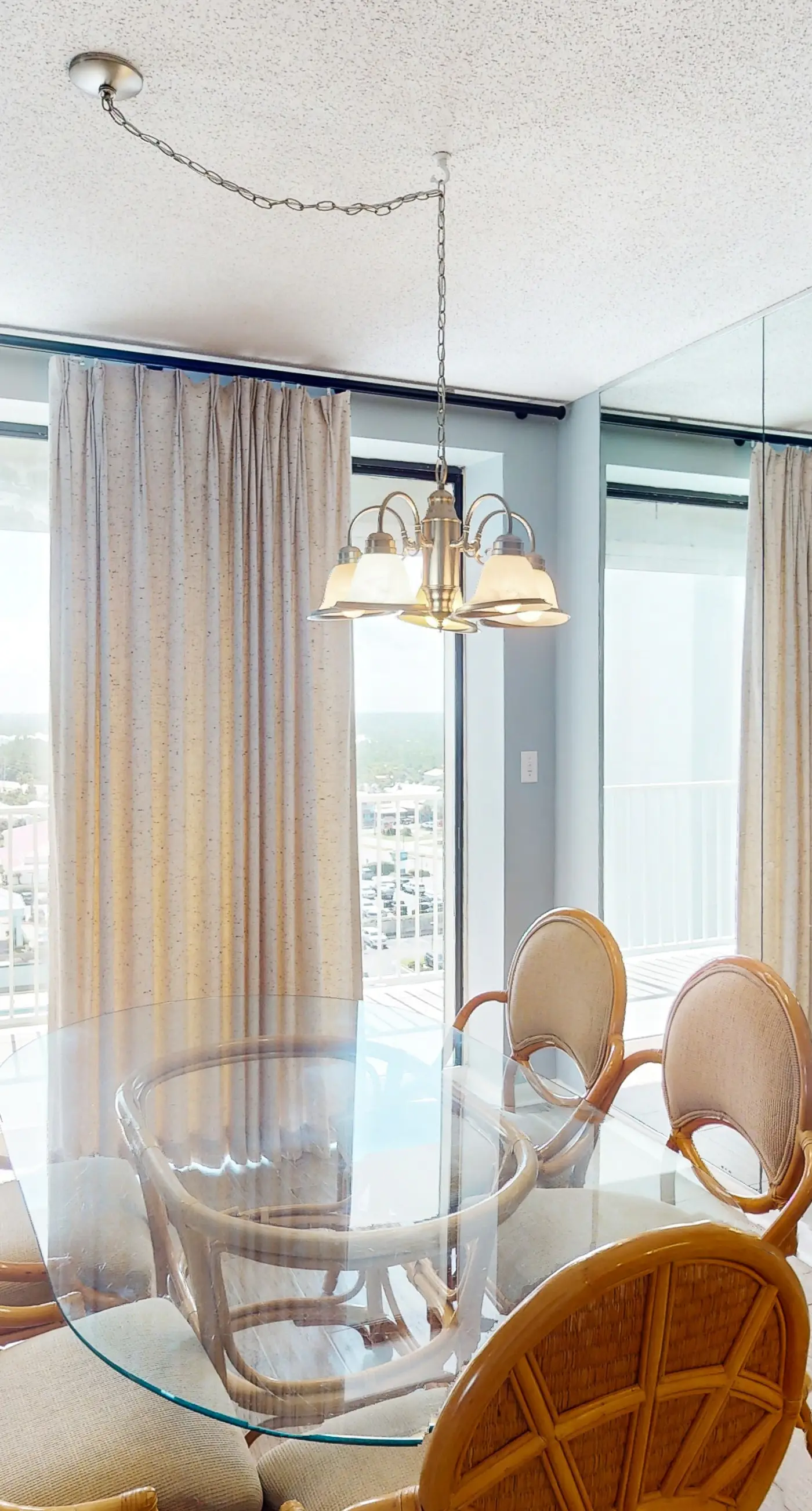 Beachfront corner condo with stunning Gulf views, pools, hot tub & fitness center