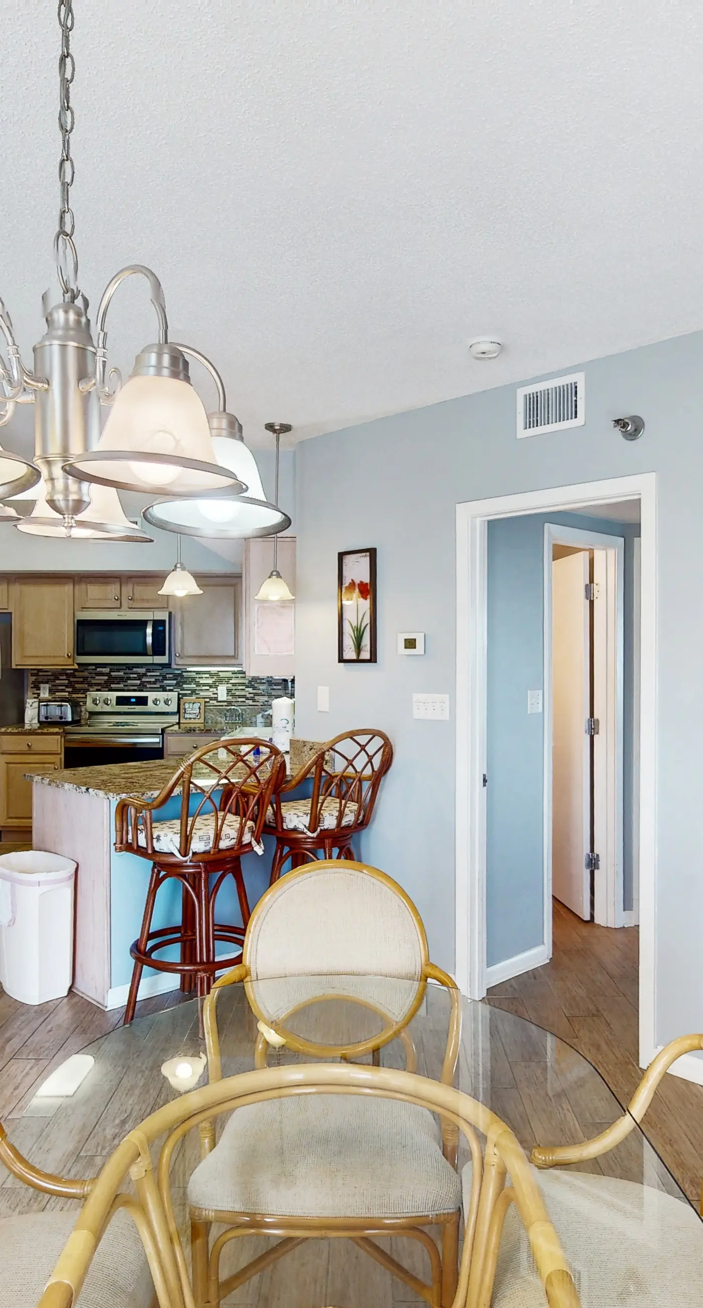 Beachfront corner condo with stunning Gulf views, pools, hot tub & fitness center