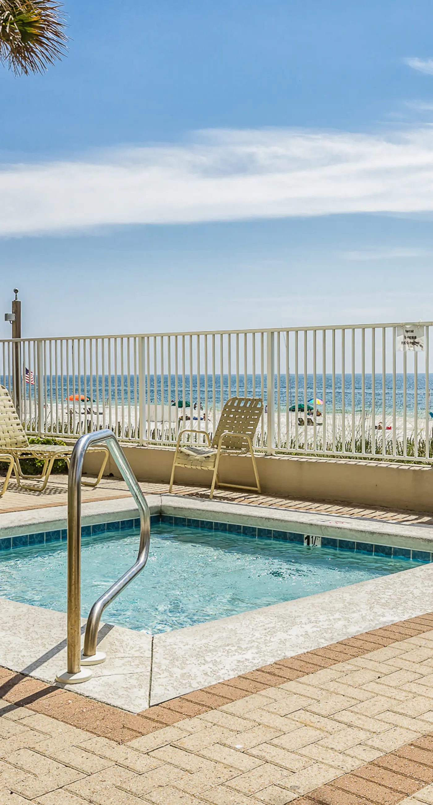 Beachfront corner condo with stunning Gulf views, pools, hot tub & fitness center