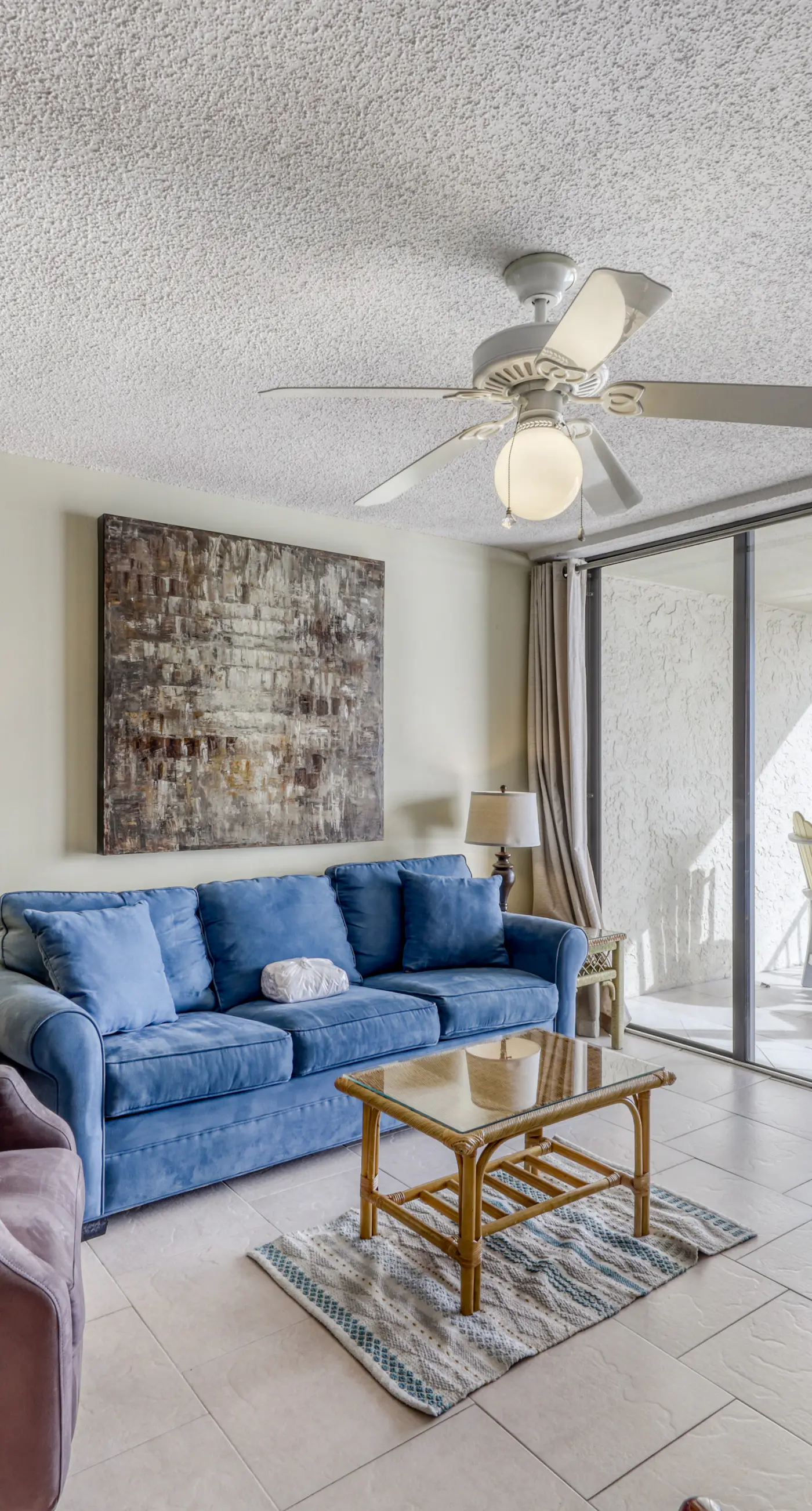 Fourth-floor beach condo w amazing views, indoor pool, & beach access