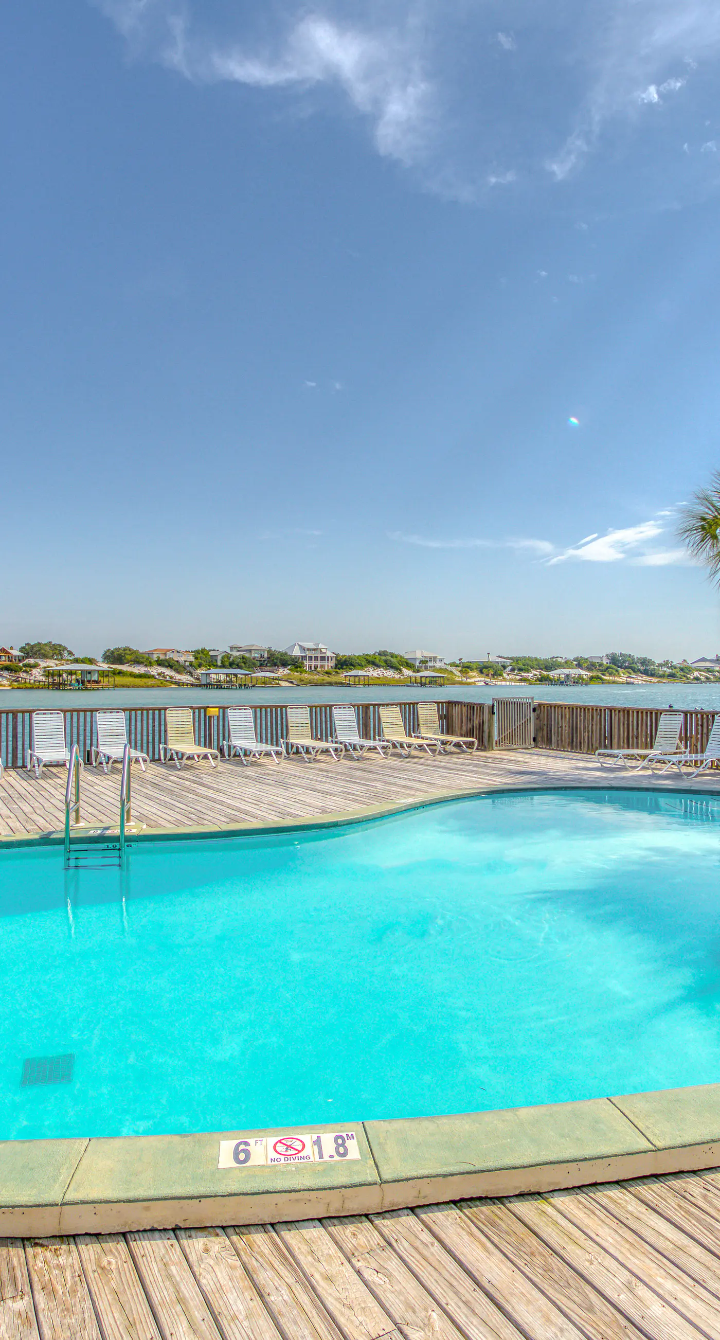 Fourth-floor beach condo w amazing views, indoor pool, & beach access