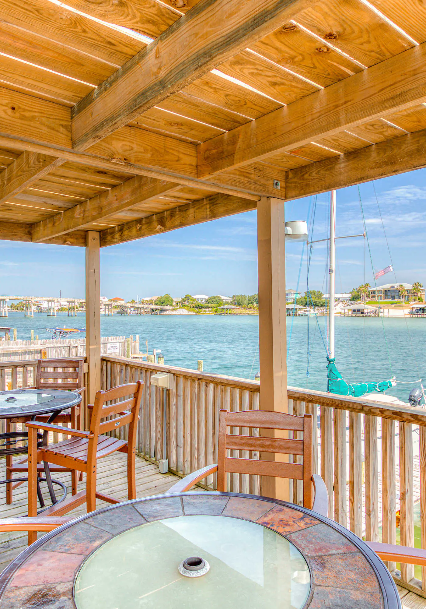 Fourth-floor beach condo w amazing views, indoor pool, & beach access