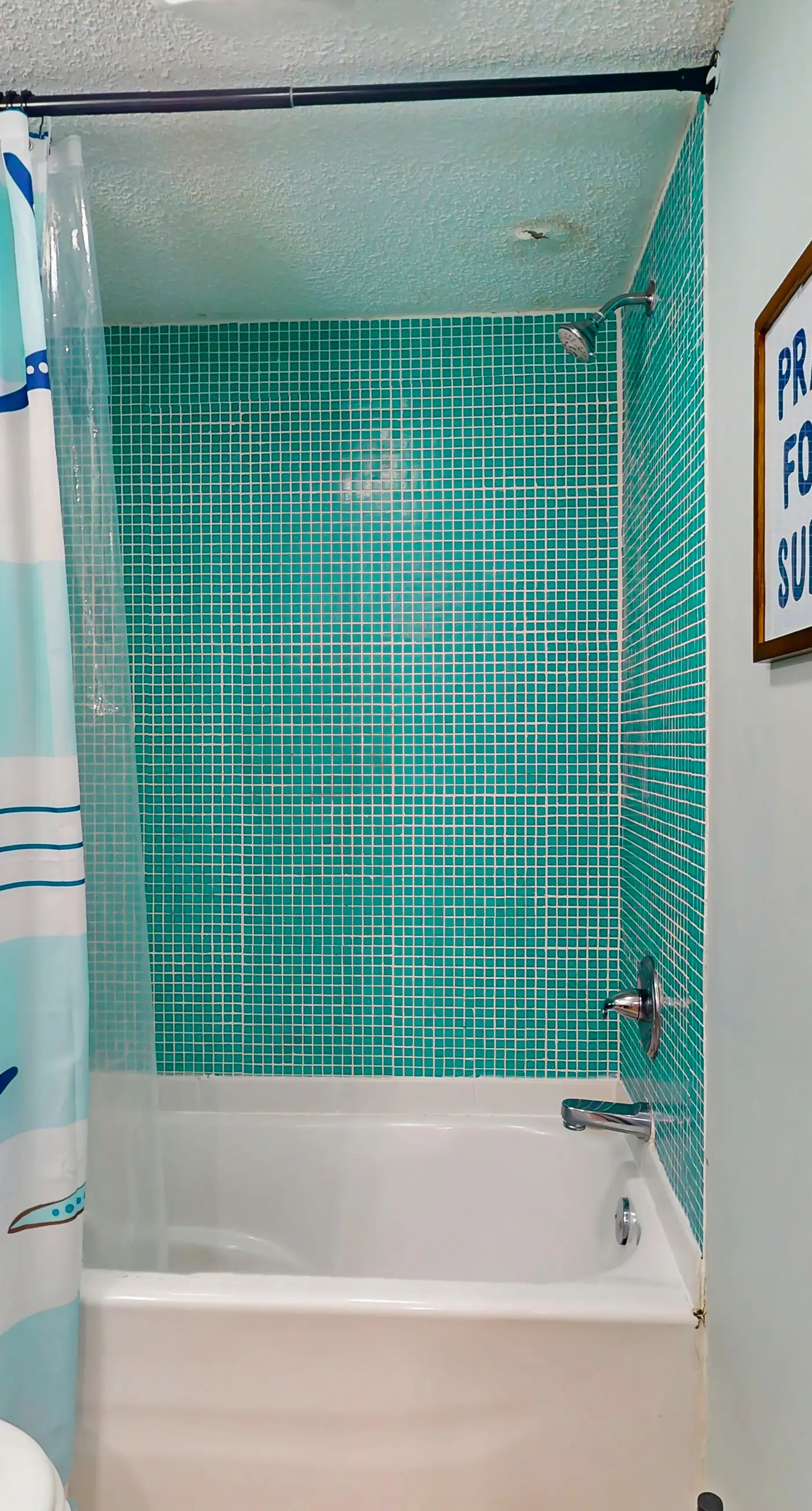 Adorable Studio on Beach W/ Shared Pool, Private Balcony, & Beach Access