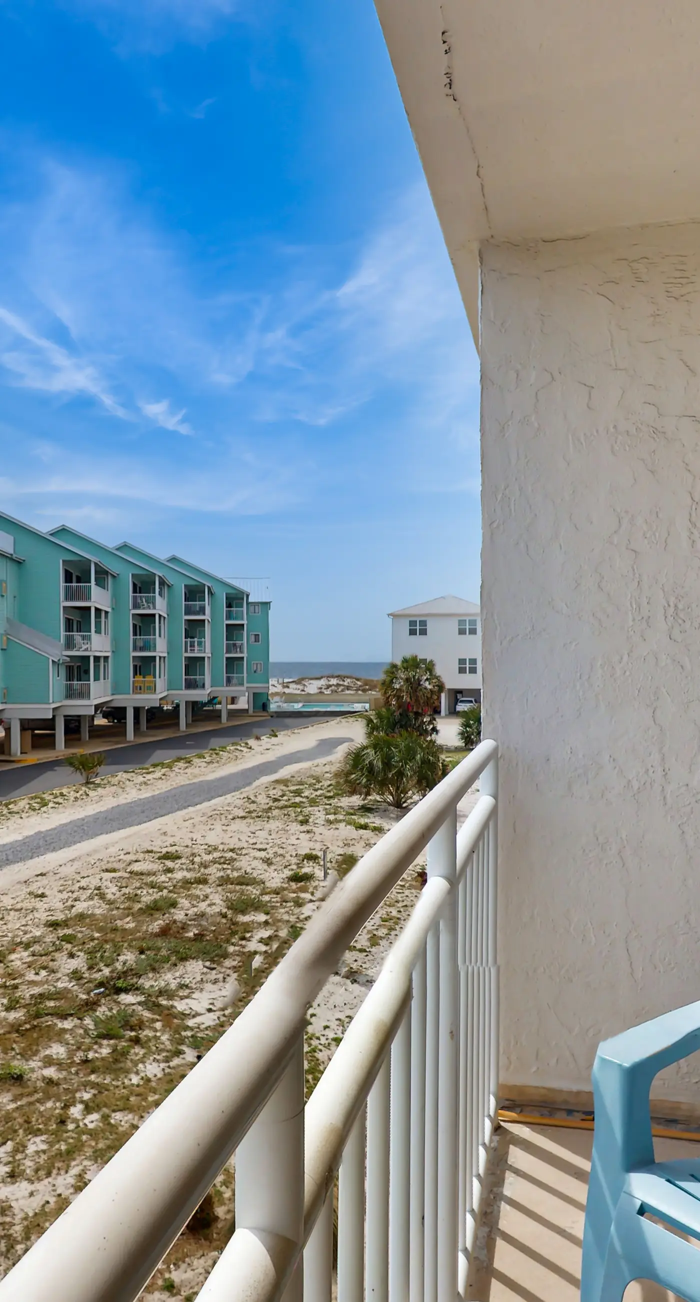 Adorable Studio on Beach W/ Shared Pool, Private Balcony, & Beach Access