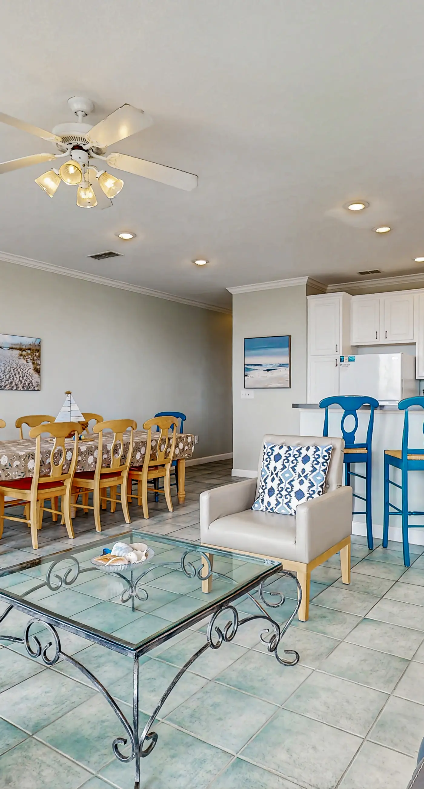 Gulf-Front Condo w/ Balcony, Shared Pools, and Beach Access