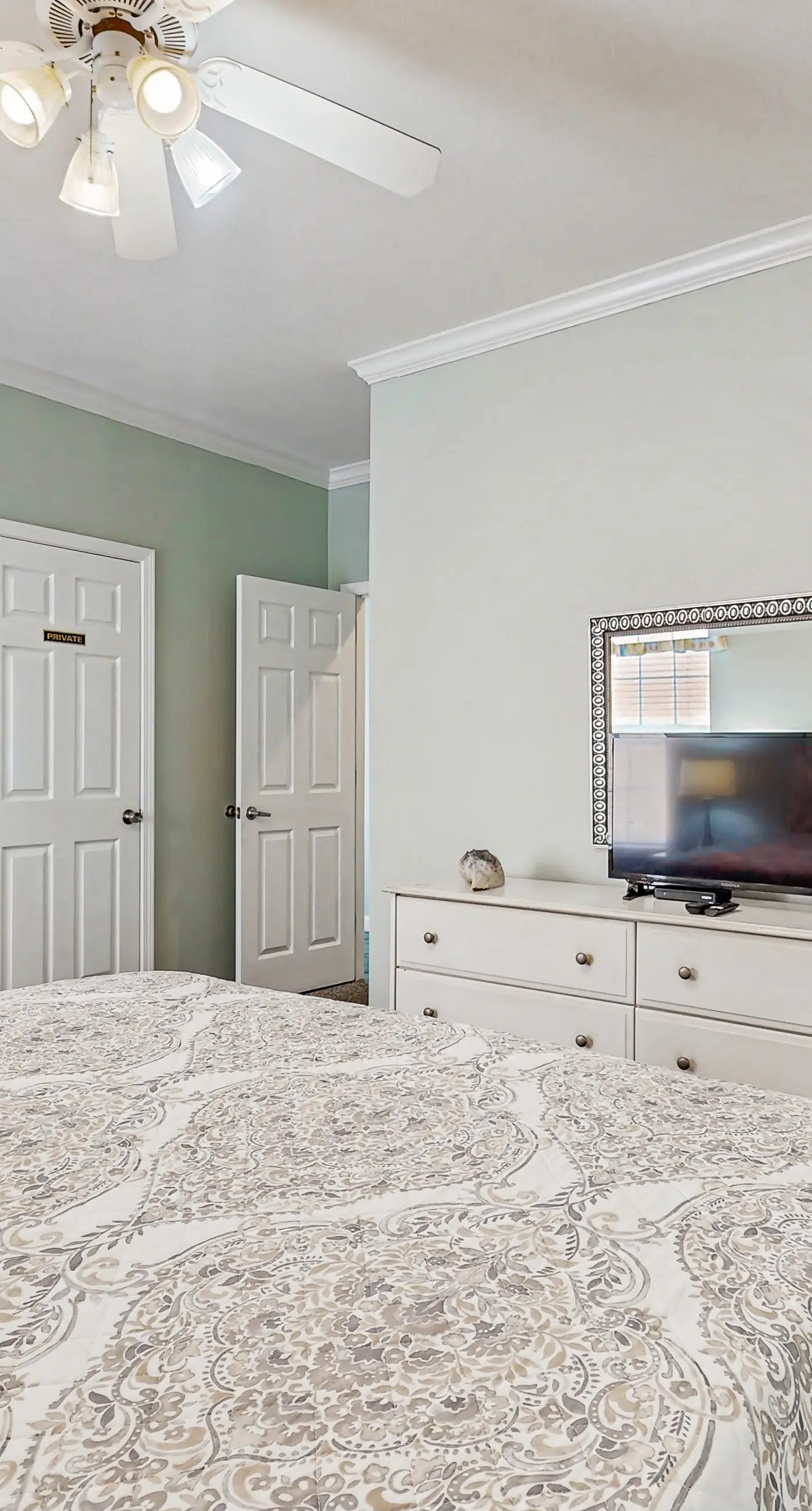 Gulf-Front Condo w/ Balcony, Shared Pools, and Beach Access