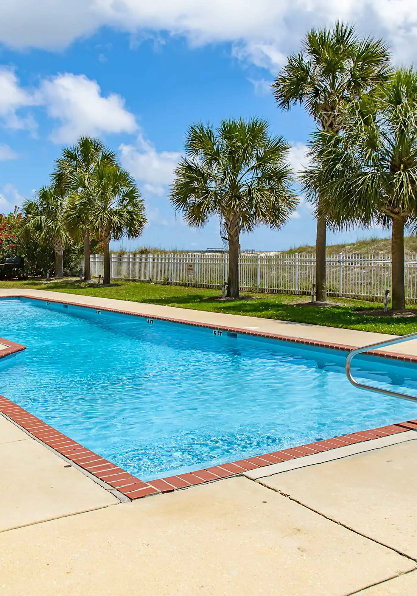 Gulf-Front Condo w/ Balcony, Shared Pools, and Beach Access