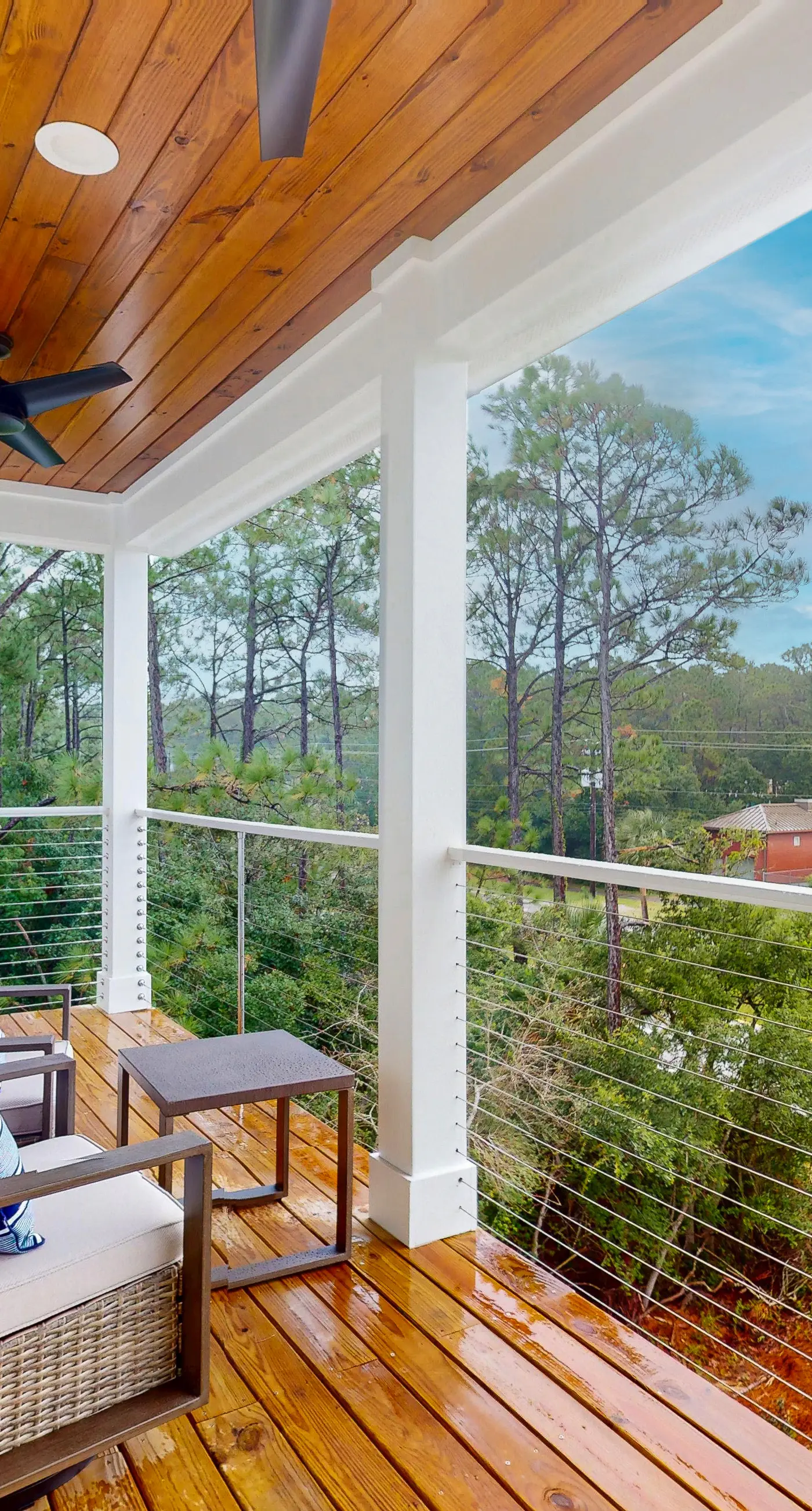 Exquisite waterview duplex with bunkroom, internet, and grill