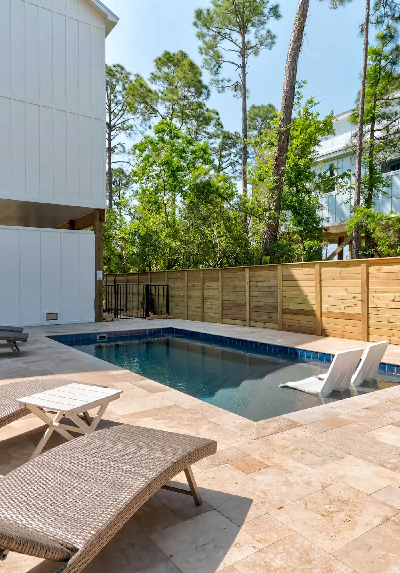 Exquisite waterview duplex with bunkroom, internet, and grill
