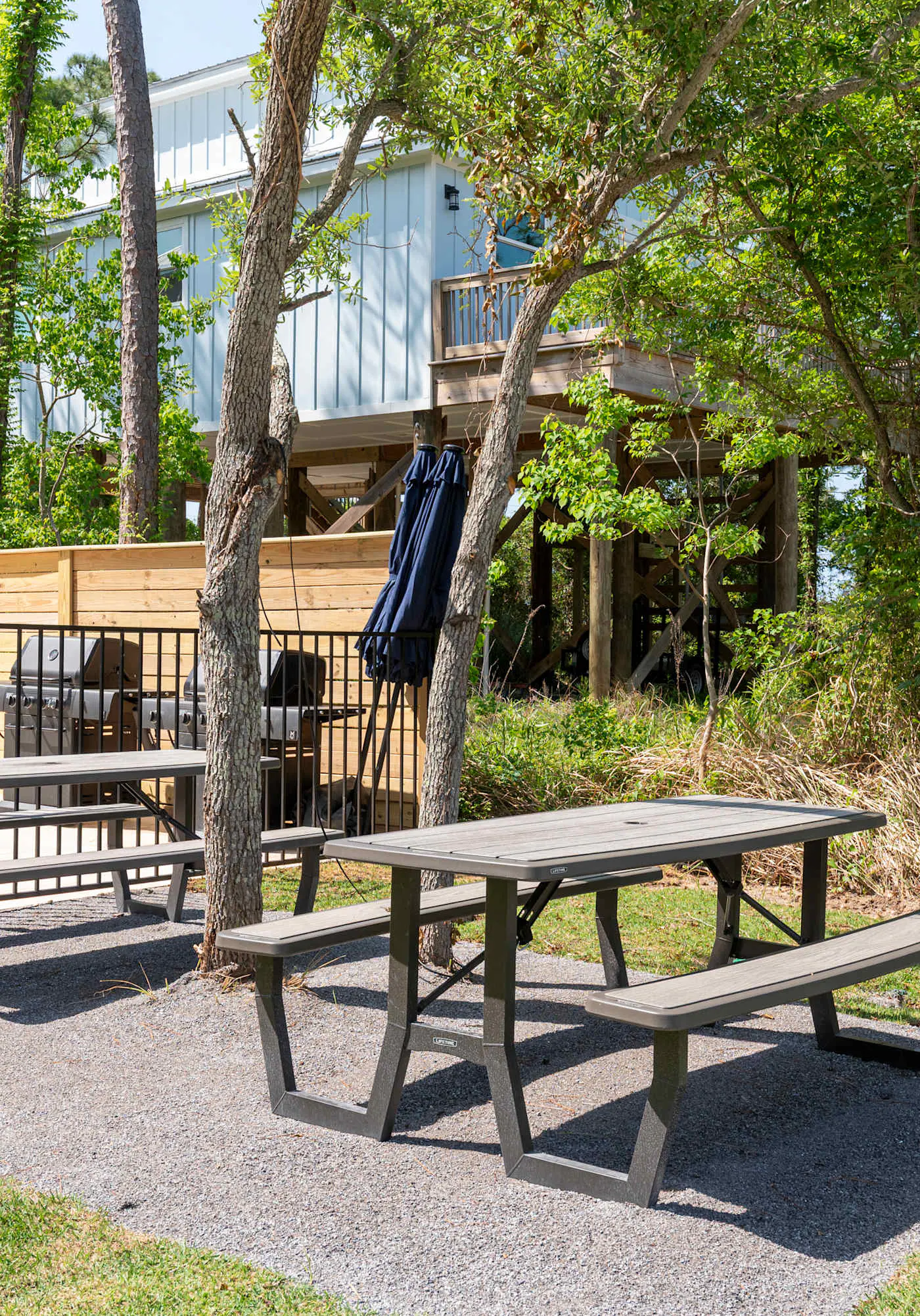 Exquisite waterview duplex with bunkroom, internet, and grill