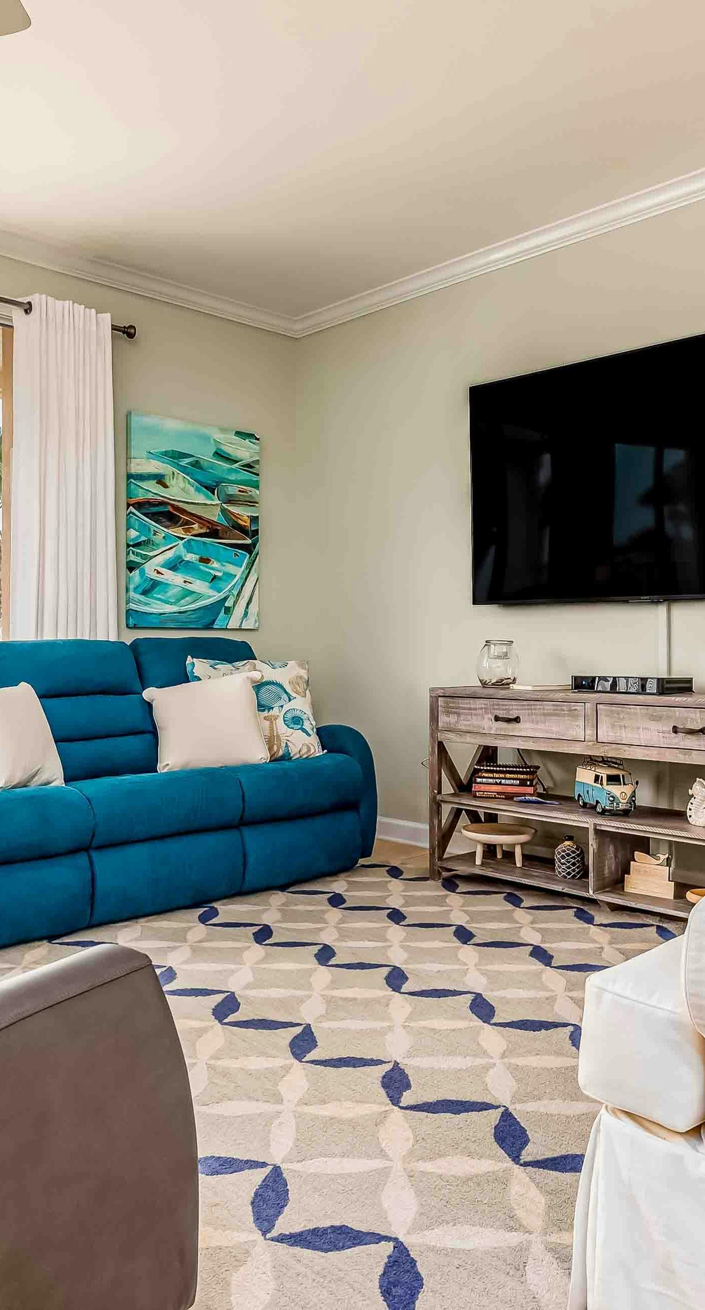 Ground-floor condo next to on-site pool with private patio & beach access