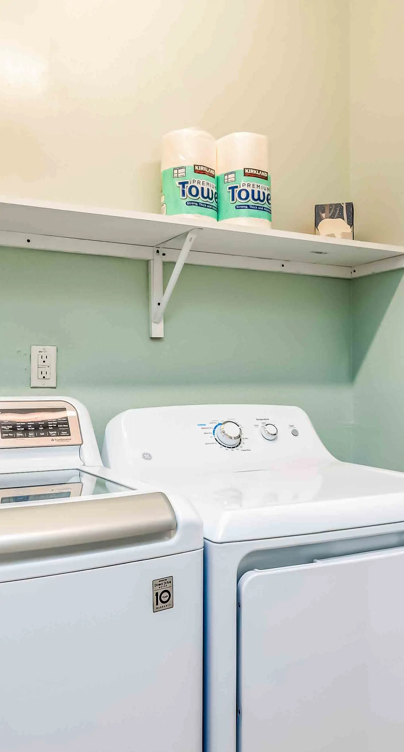 Ground-floor condo next to on-site pool with private patio & beach access