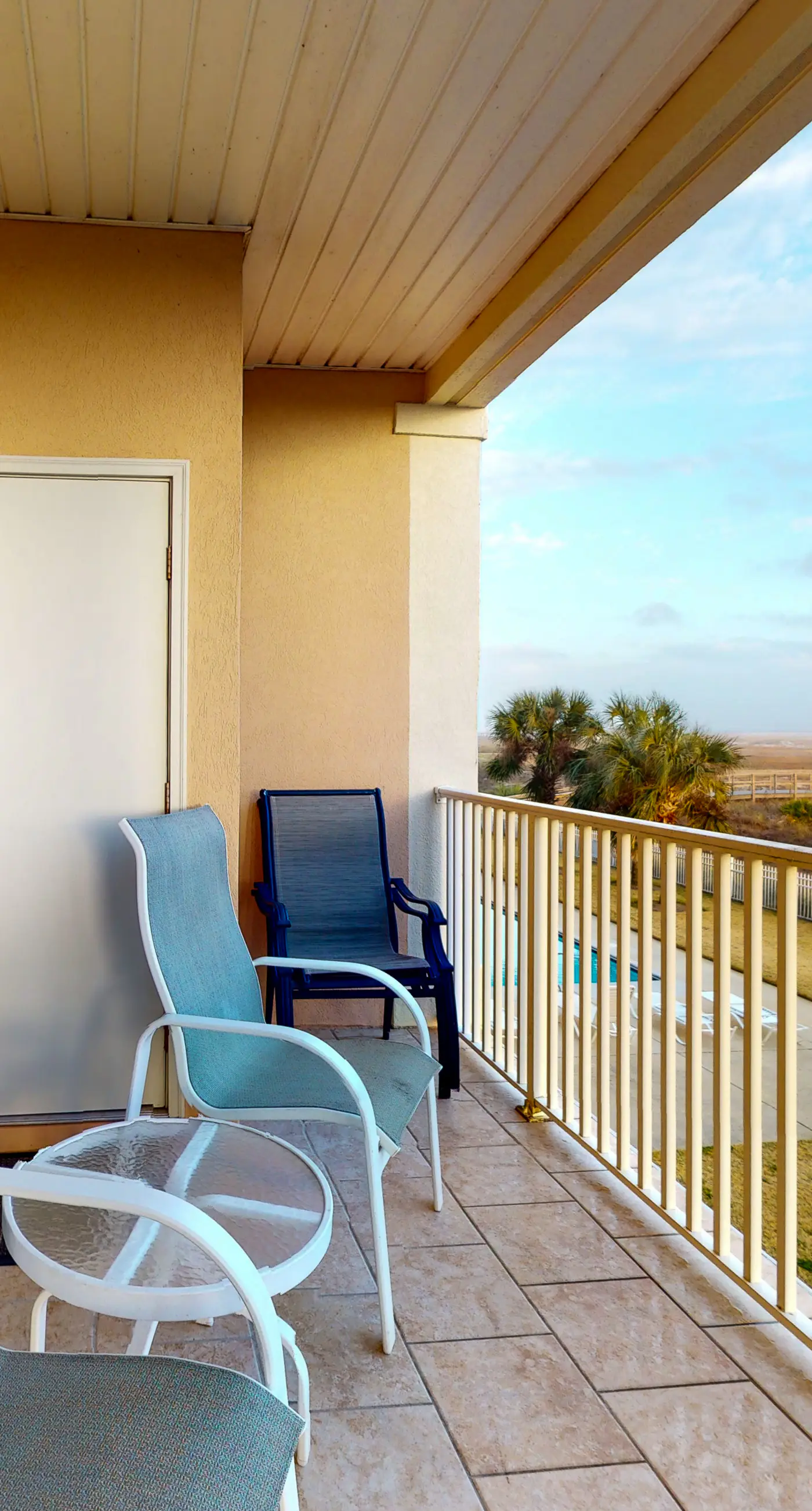 Newly -renovated waterfront condo w/two full kitchens, deck, WiFi, & shared pool