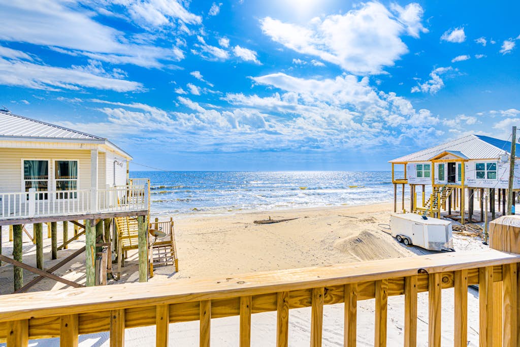 Amazing Gulf-front home on the beach with grill & washer/dryer - dog-friendly