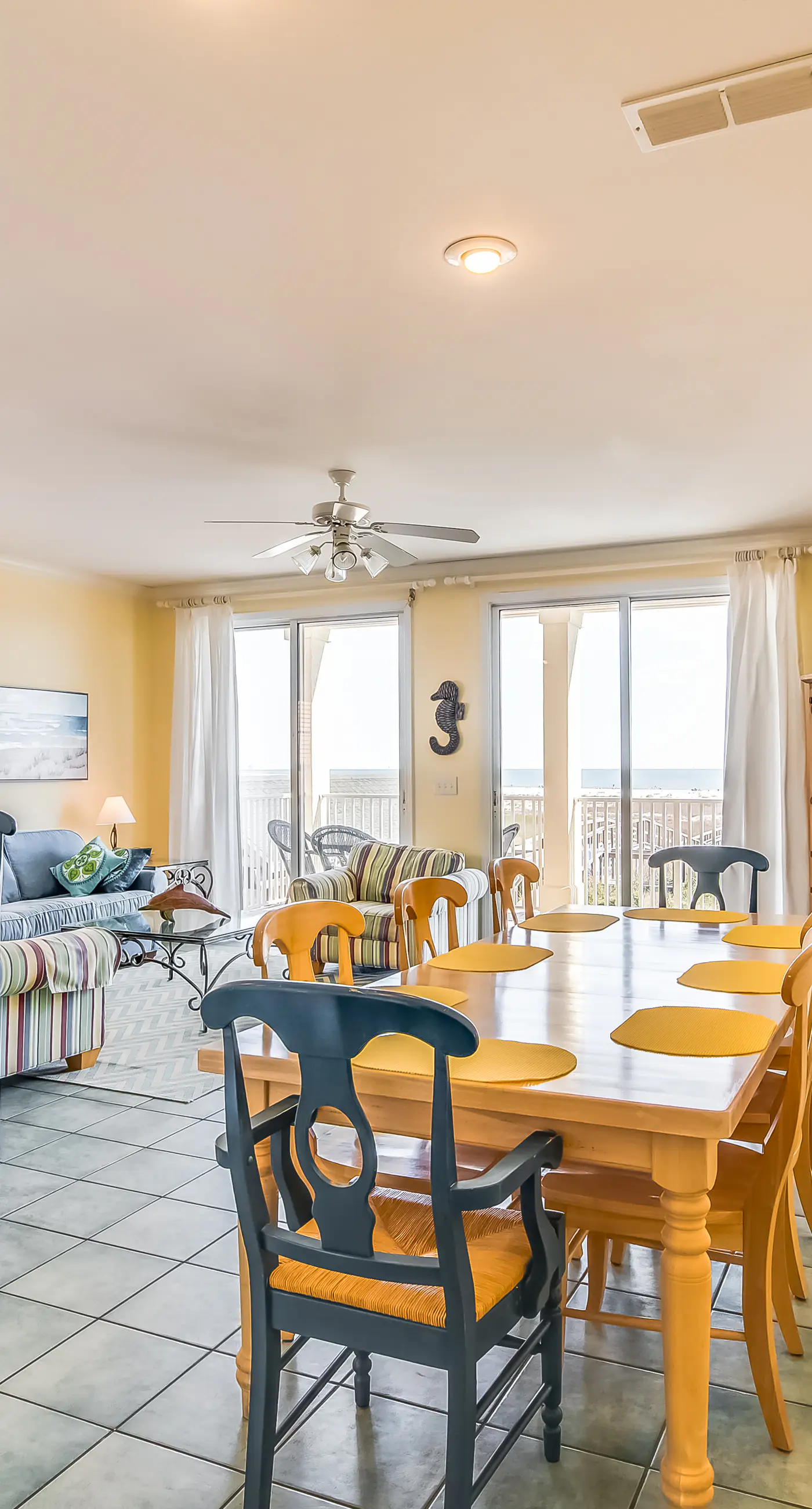 Gulf-front condo w/ lock-out feature, shared pools & amazing views