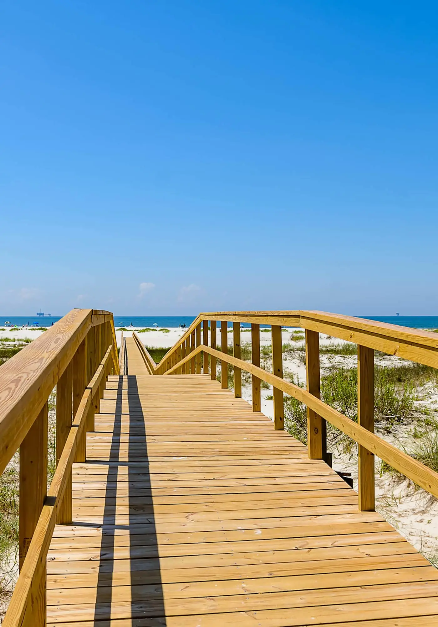 Gulf-front condo w/ lock-out feature, shared pools & amazing views