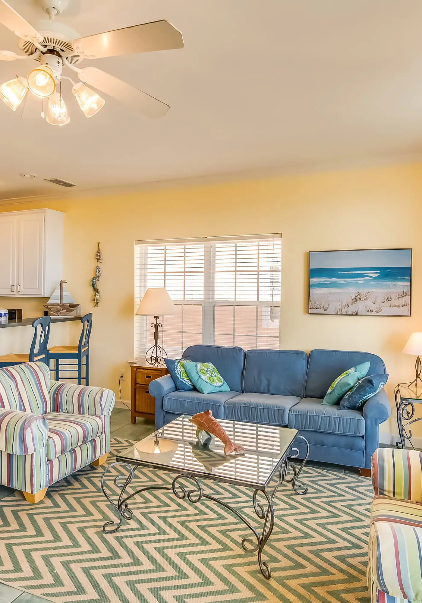 Gulf-front condo w/ lock-out feature, shared pools & amazing views