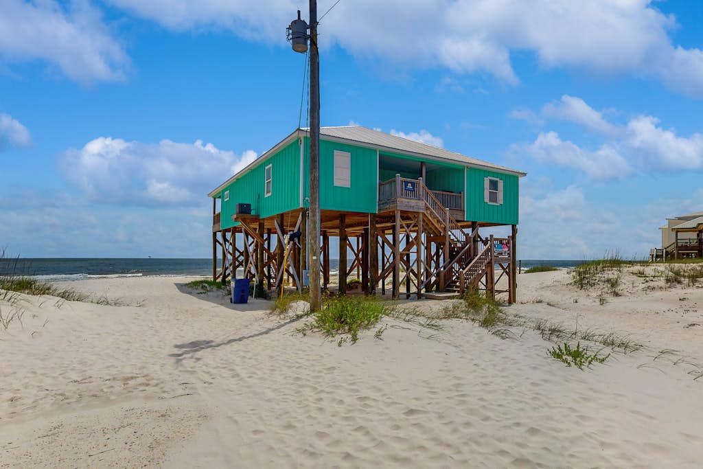 Gulf Front, dog-friendly home with breathtaking views, washer/dryer & A/C