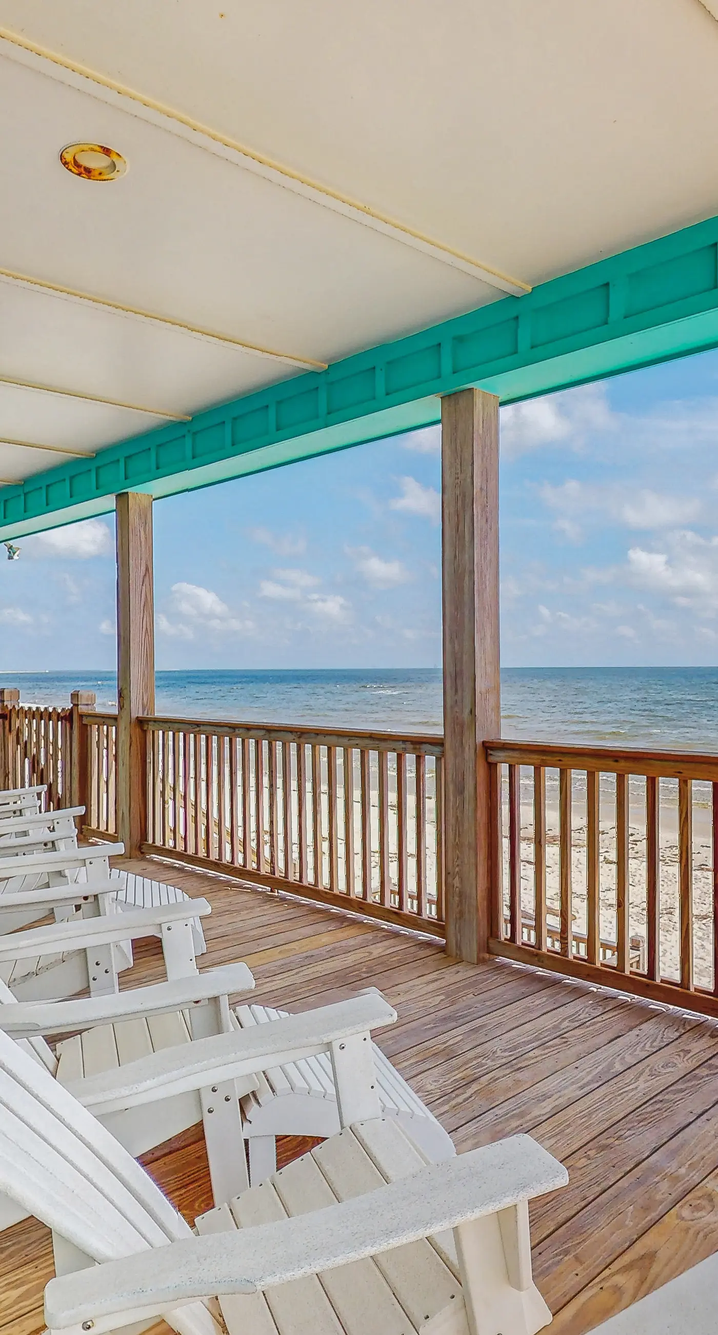 Gulf Front, dog-friendly home with breathtaking views, washer/dryer & A/C