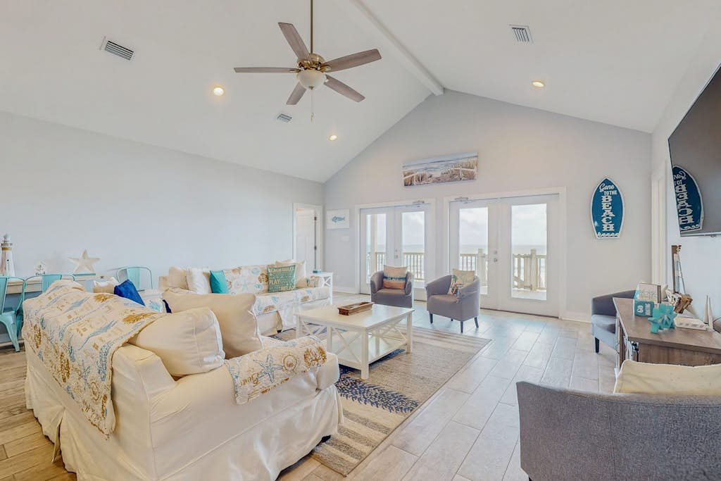 Gulf Front, dog-friendly home with breathtaking views, washer/dryer & A/C