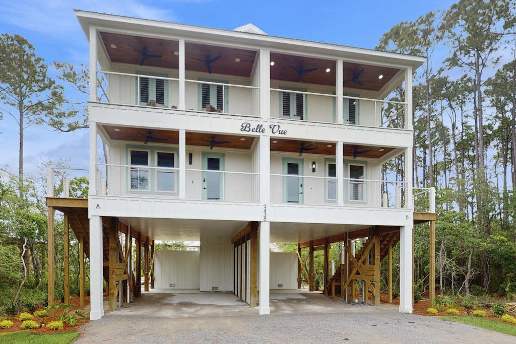 Waterview duplex with gas grill, internet, and bunkrooms
