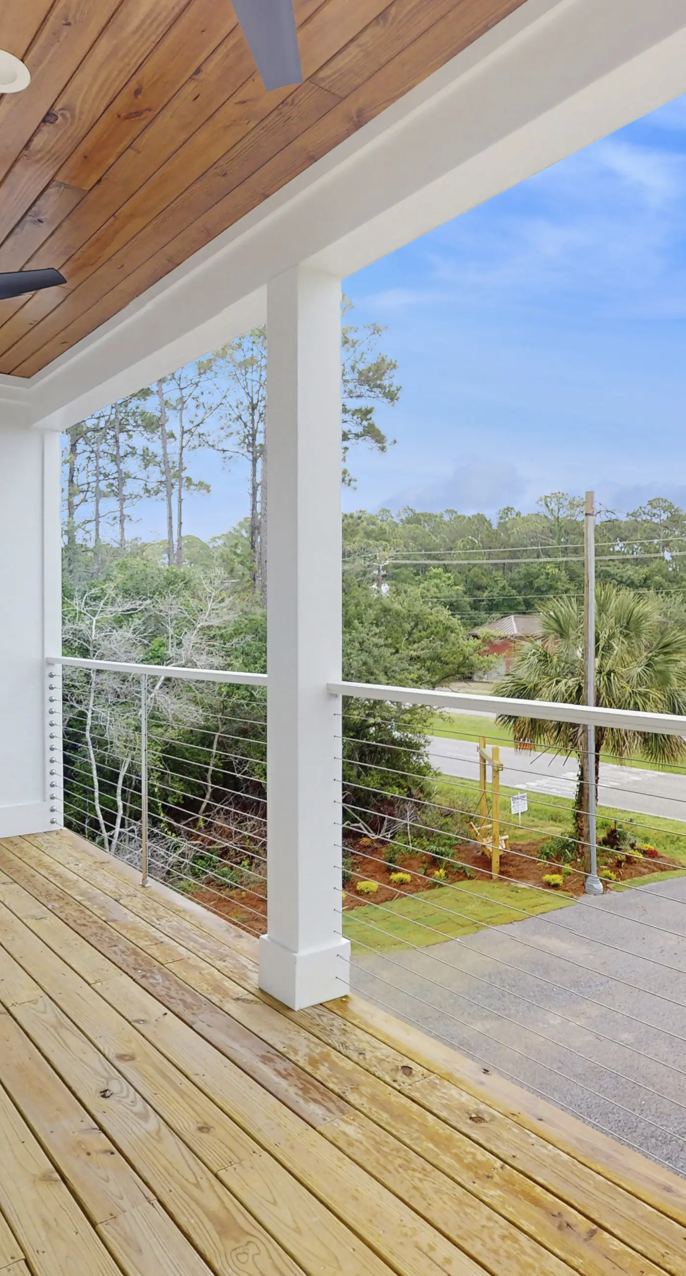 Fabulous Gulf view duplex that is walking distance to restaurants and beach