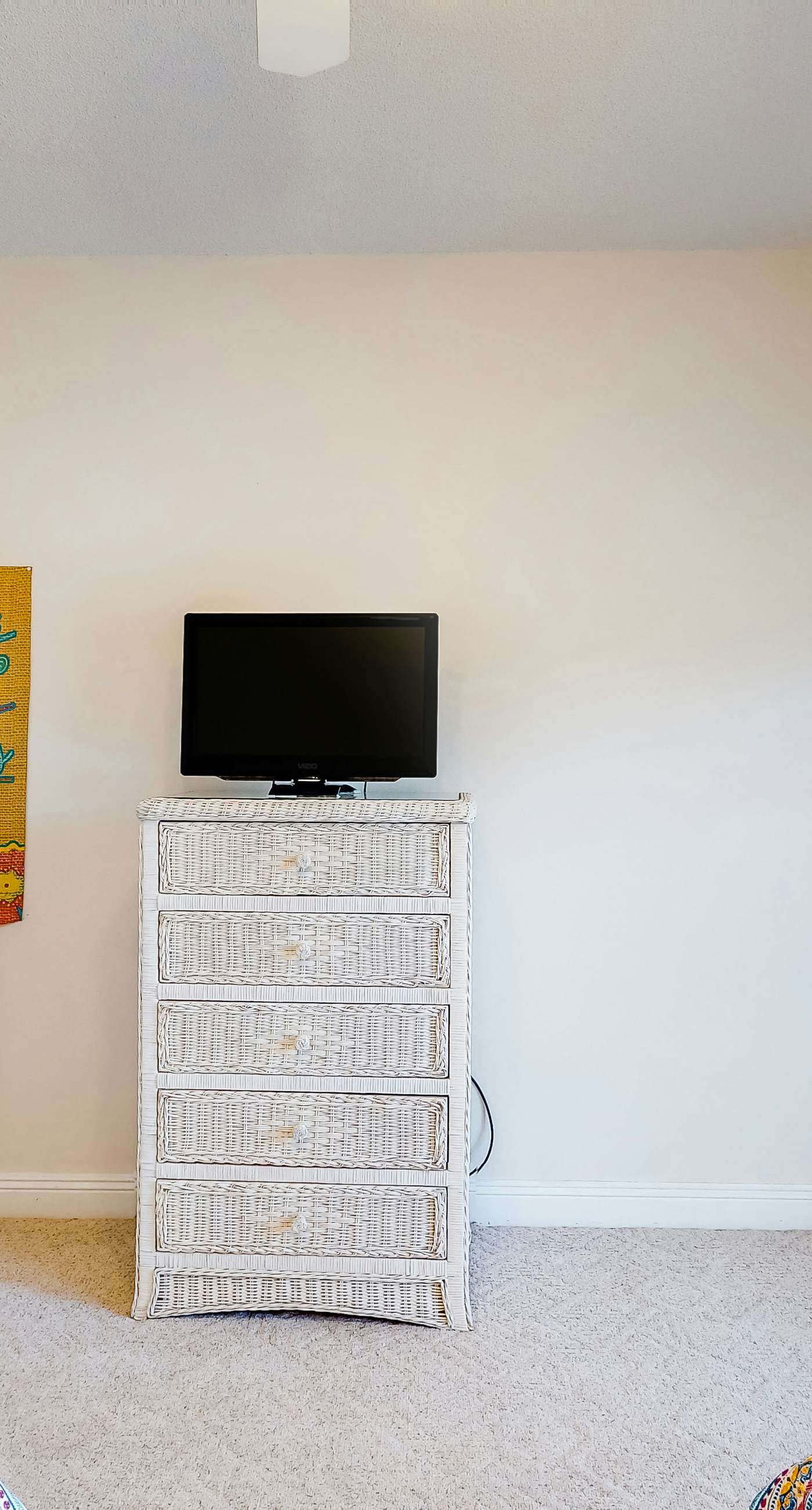 Friendly Duplex w/ Full Kitchen, Central AC, Washer/Dryer, & High-Speed WiFi!