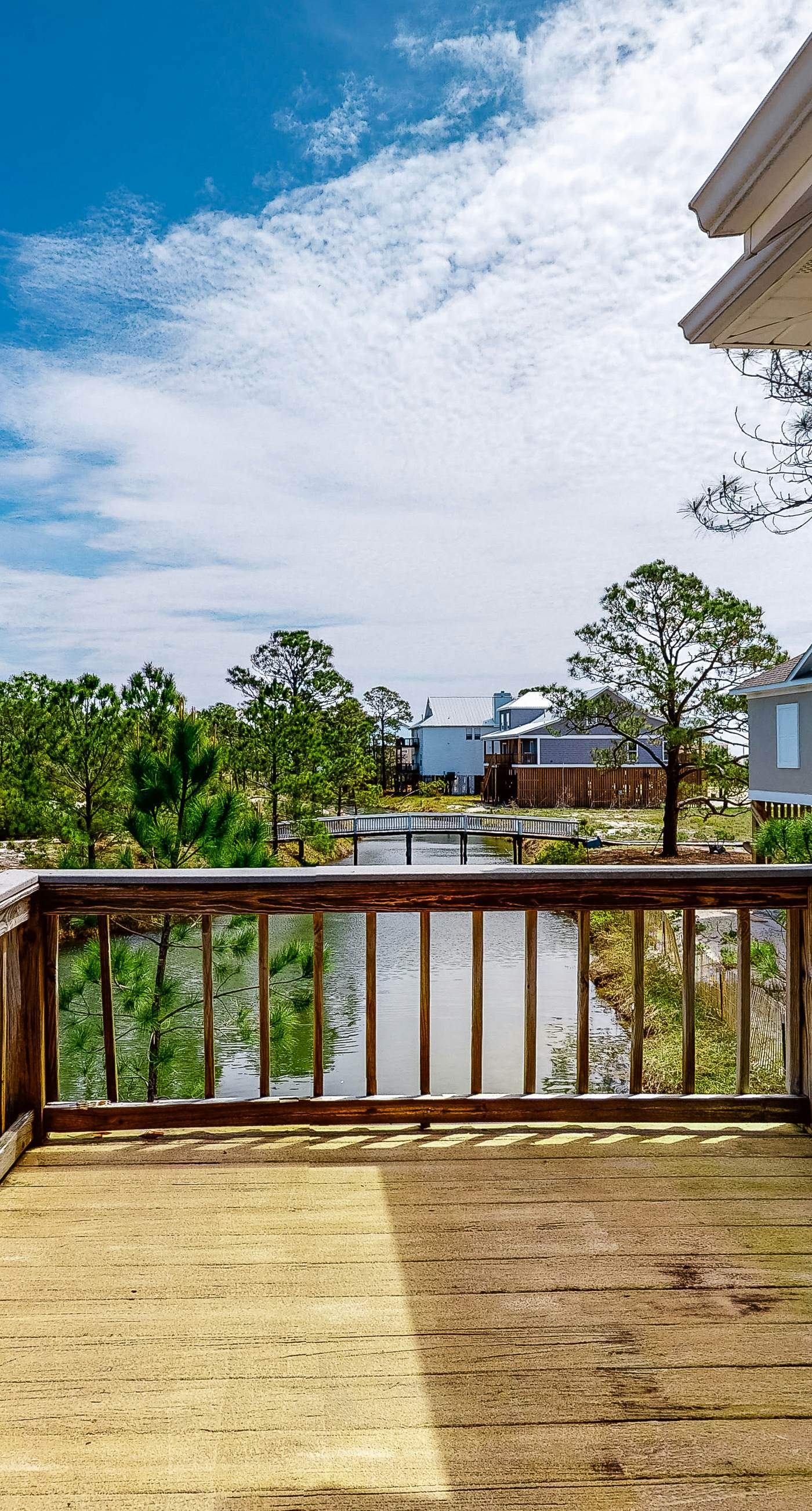 Friendly Duplex w/ Full Kitchen, Central AC, Washer/Dryer, & High-Speed WiFi!