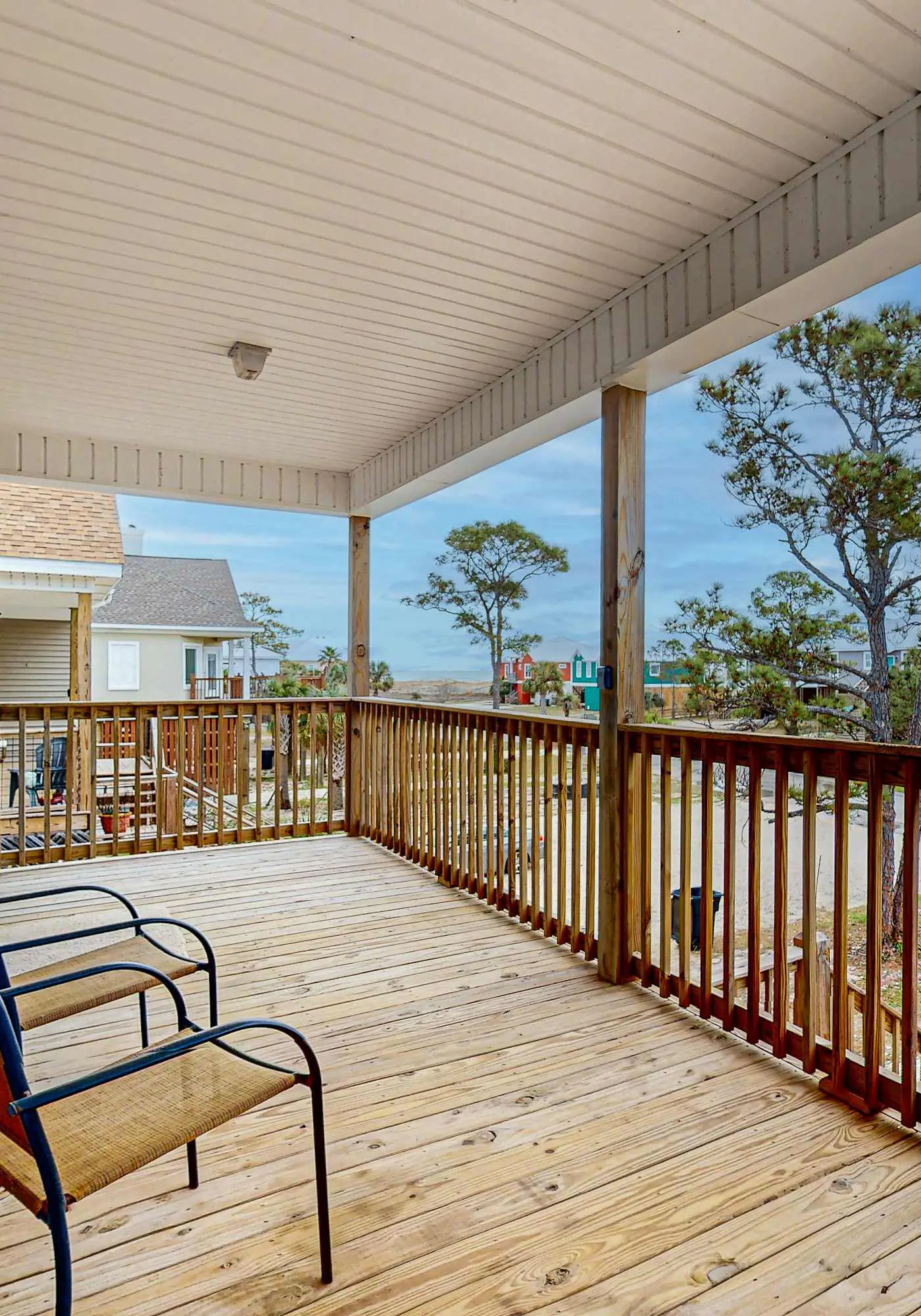 Gulfview duplex with panoramic views, large balcony, and internet