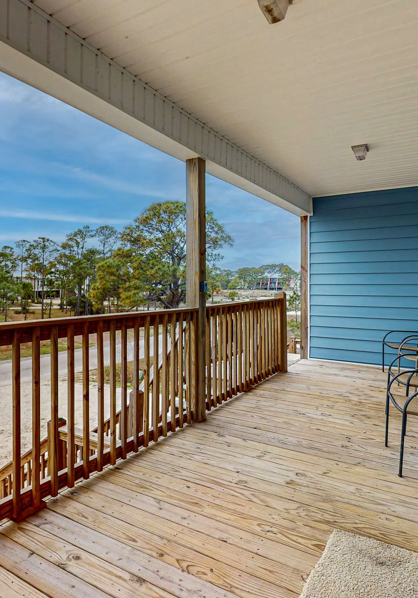 Gulfview duplex with panoramic views, large balcony, and internet