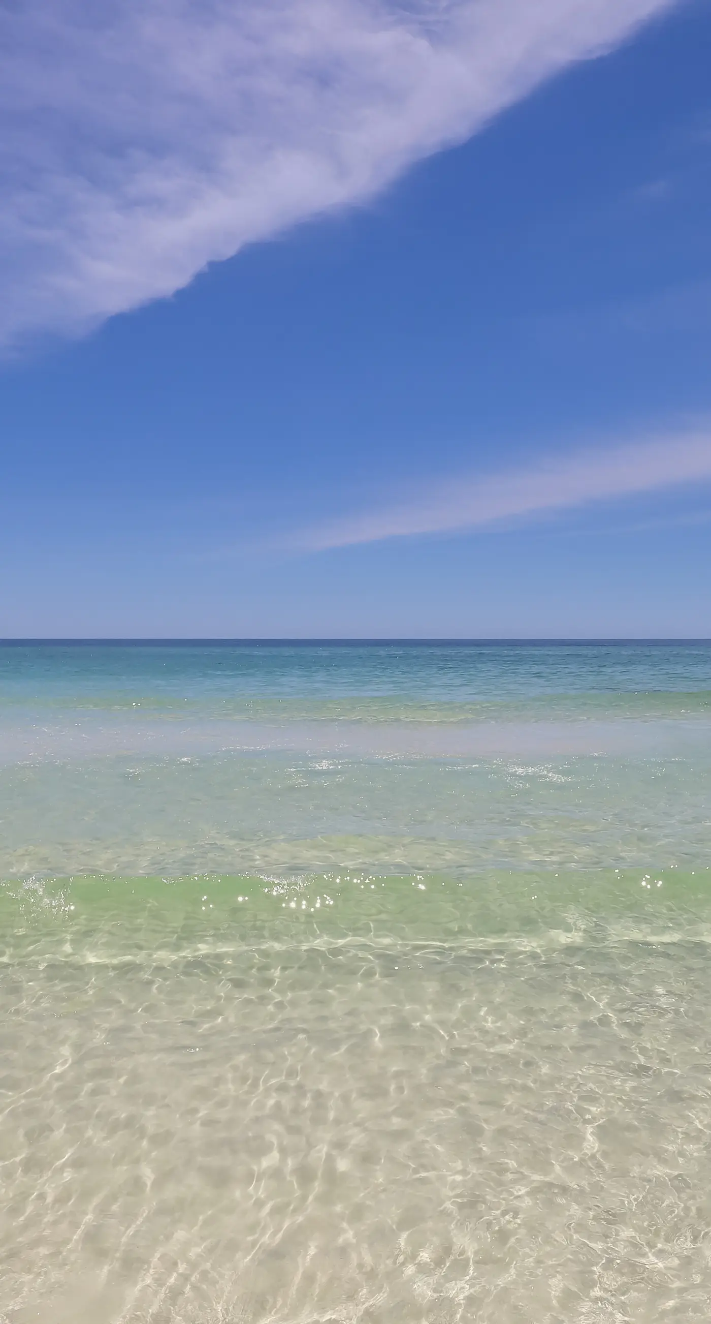 Happy beach studio w/shared pool & fitness center/free WiFi - near beach access!