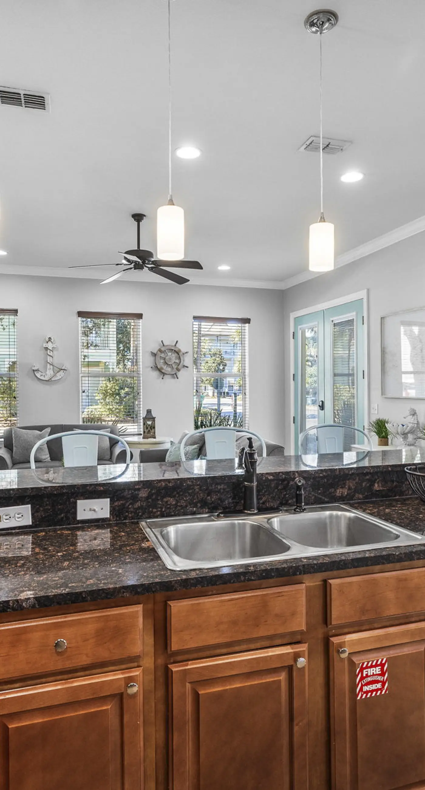 Three-Story Home w/Washer/Dryer, Gas Grill, Central A/C, & Shared Pool, Hot Tub