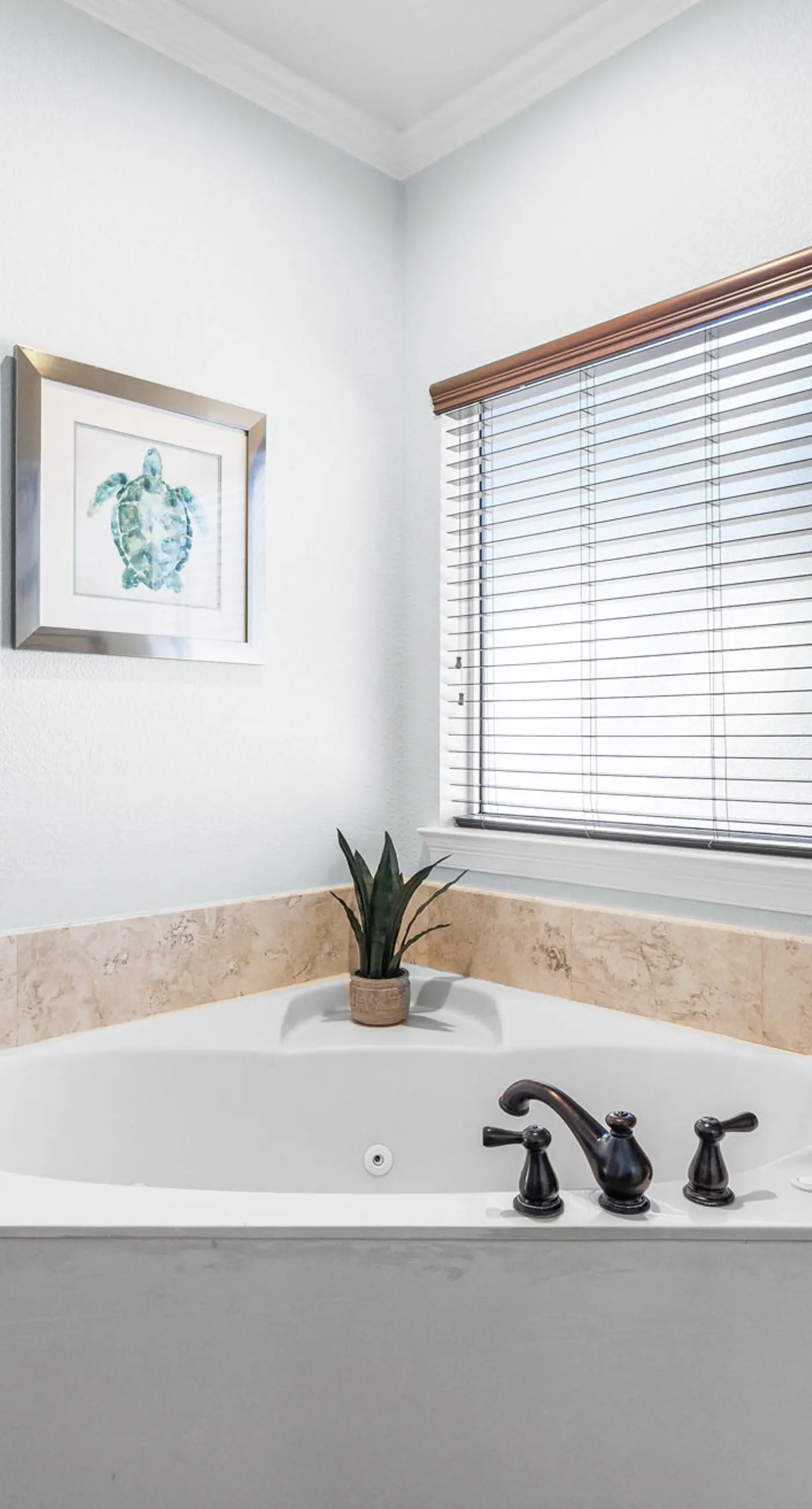 Three-Story Home w/Washer/Dryer, Gas Grill, Central A/C, & Shared Pool, Hot Tub