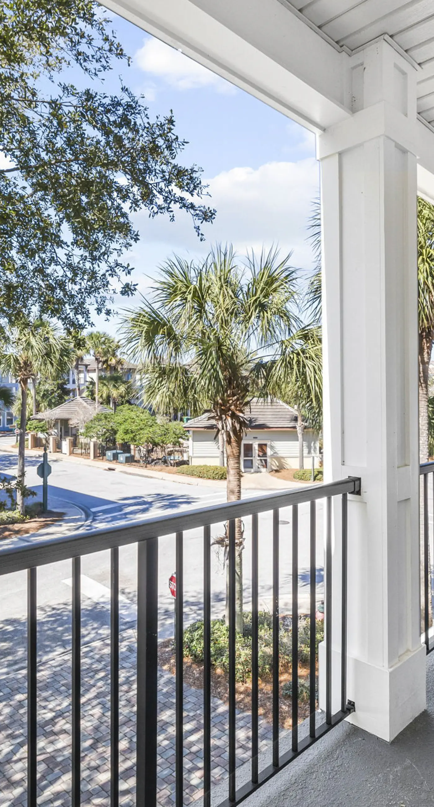 Three-Story Home w/Washer/Dryer, Gas Grill, Central A/C, & Shared Pool, Hot Tub