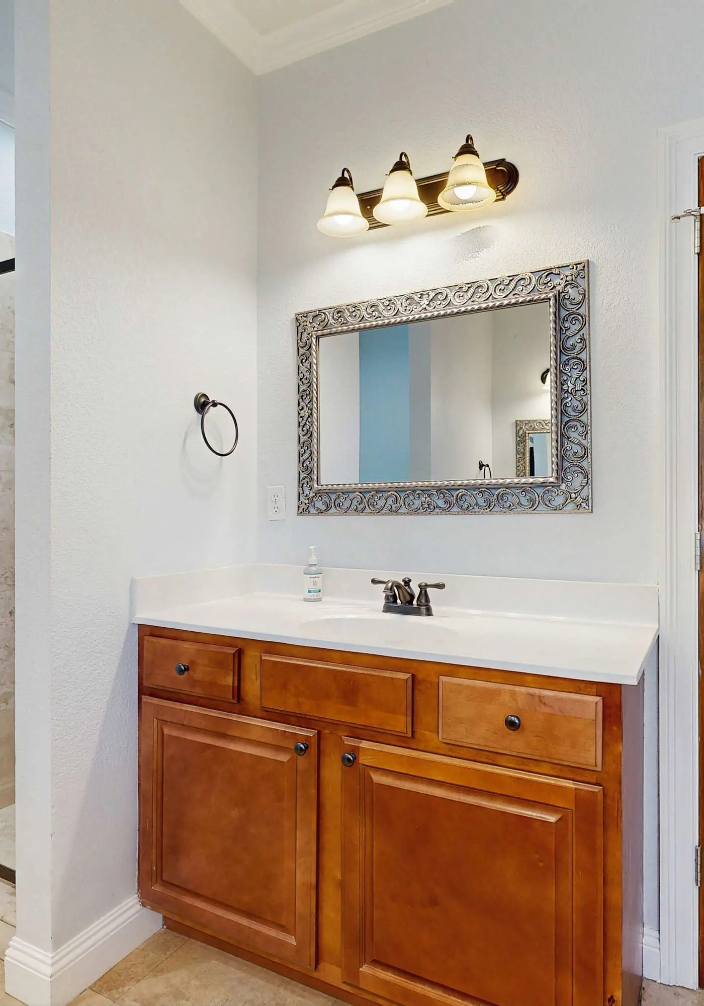 Three-Story Home w/Washer/Dryer, Gas Grill, Central A/C, & Shared Pool, Hot Tub