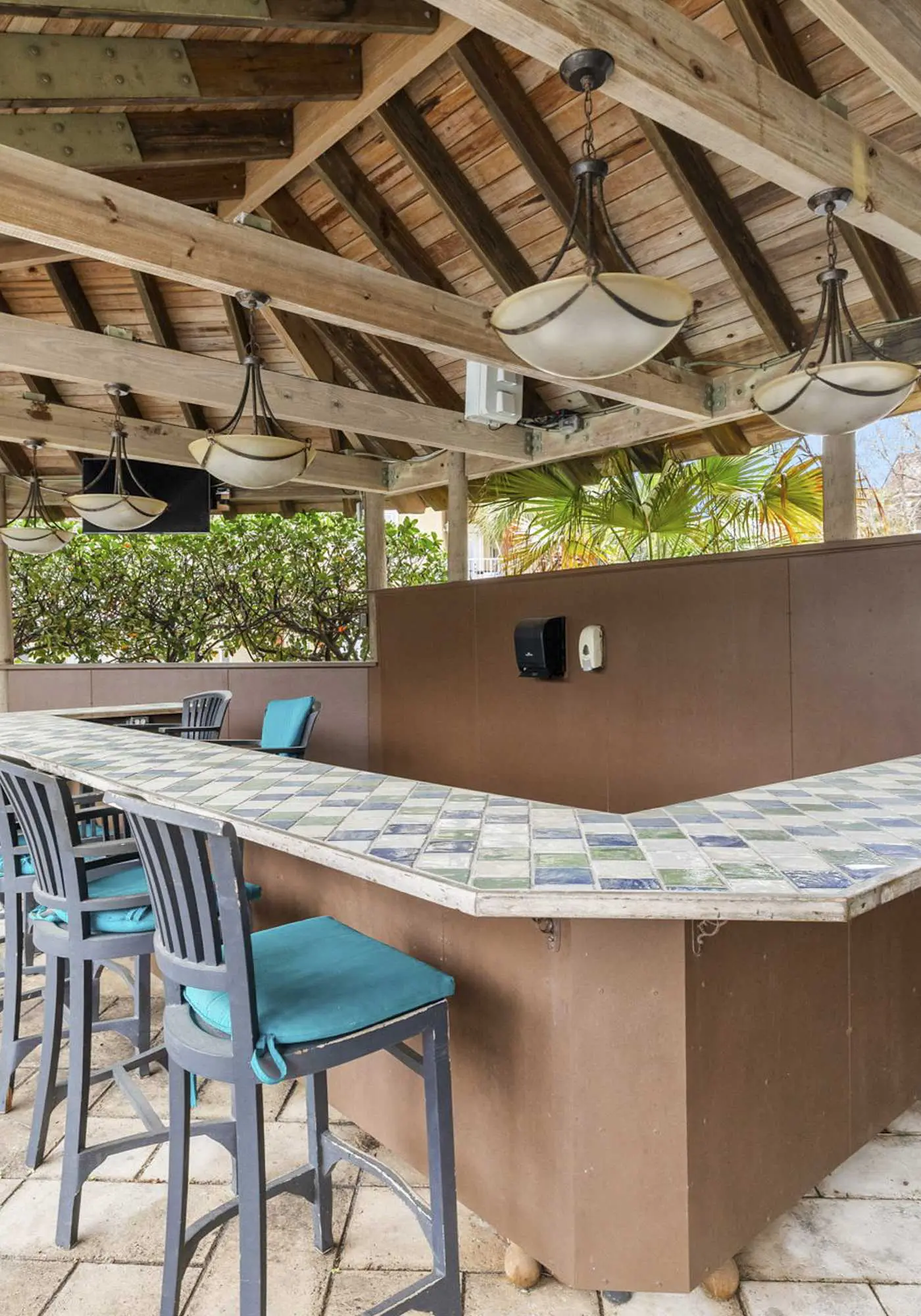 Three-Story Home w/Washer/Dryer, Gas Grill, Central A/C, & Shared Pool, Hot Tub