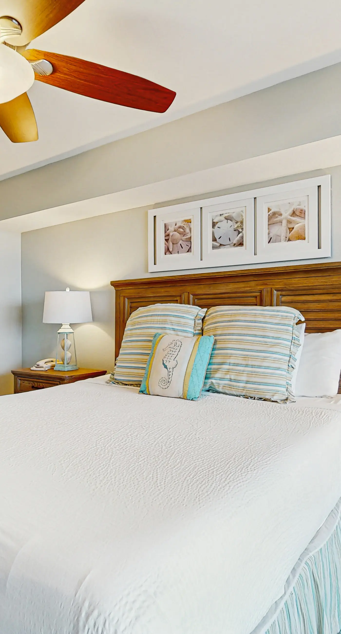 Second-Floor Ocean & Gulf Front Condo w/Free WiFi, 2 Balconies, Shared Pool, A/C