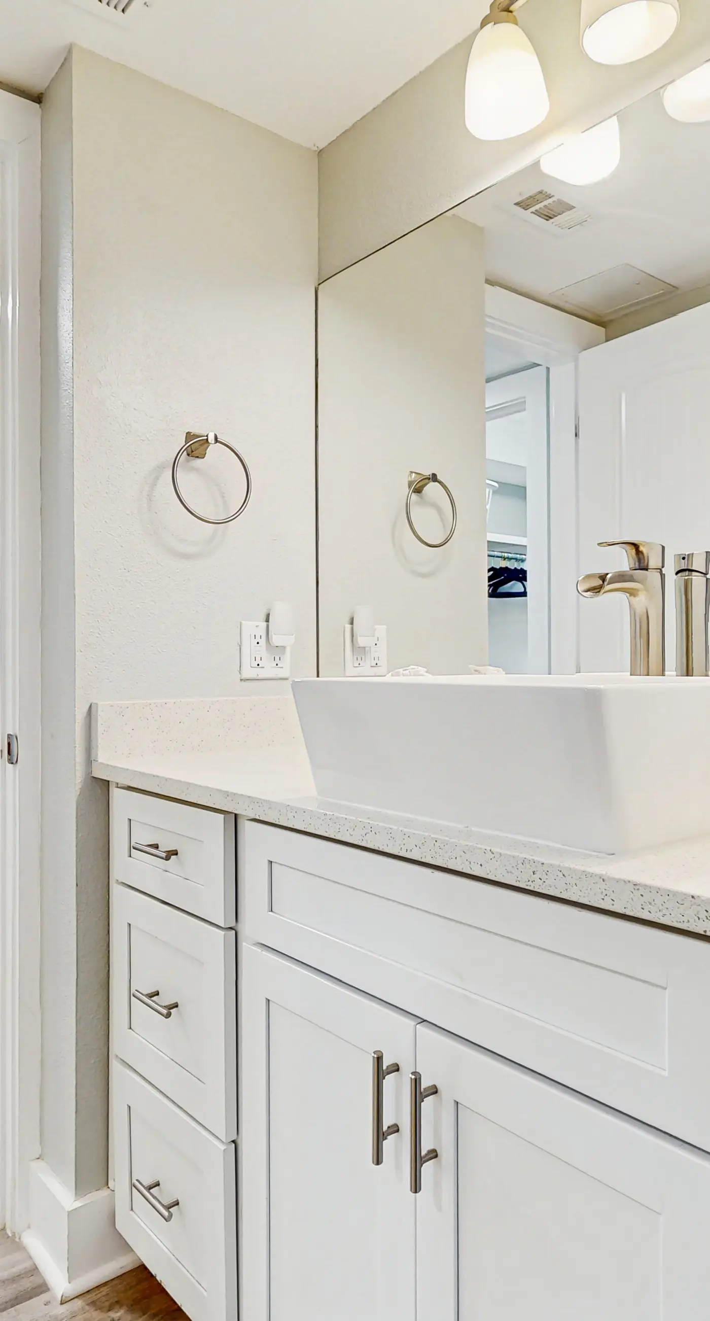 Second-Floor Ocean & Gulf Front Condo w/Free WiFi, 2 Balconies, Shared Pool, A/C