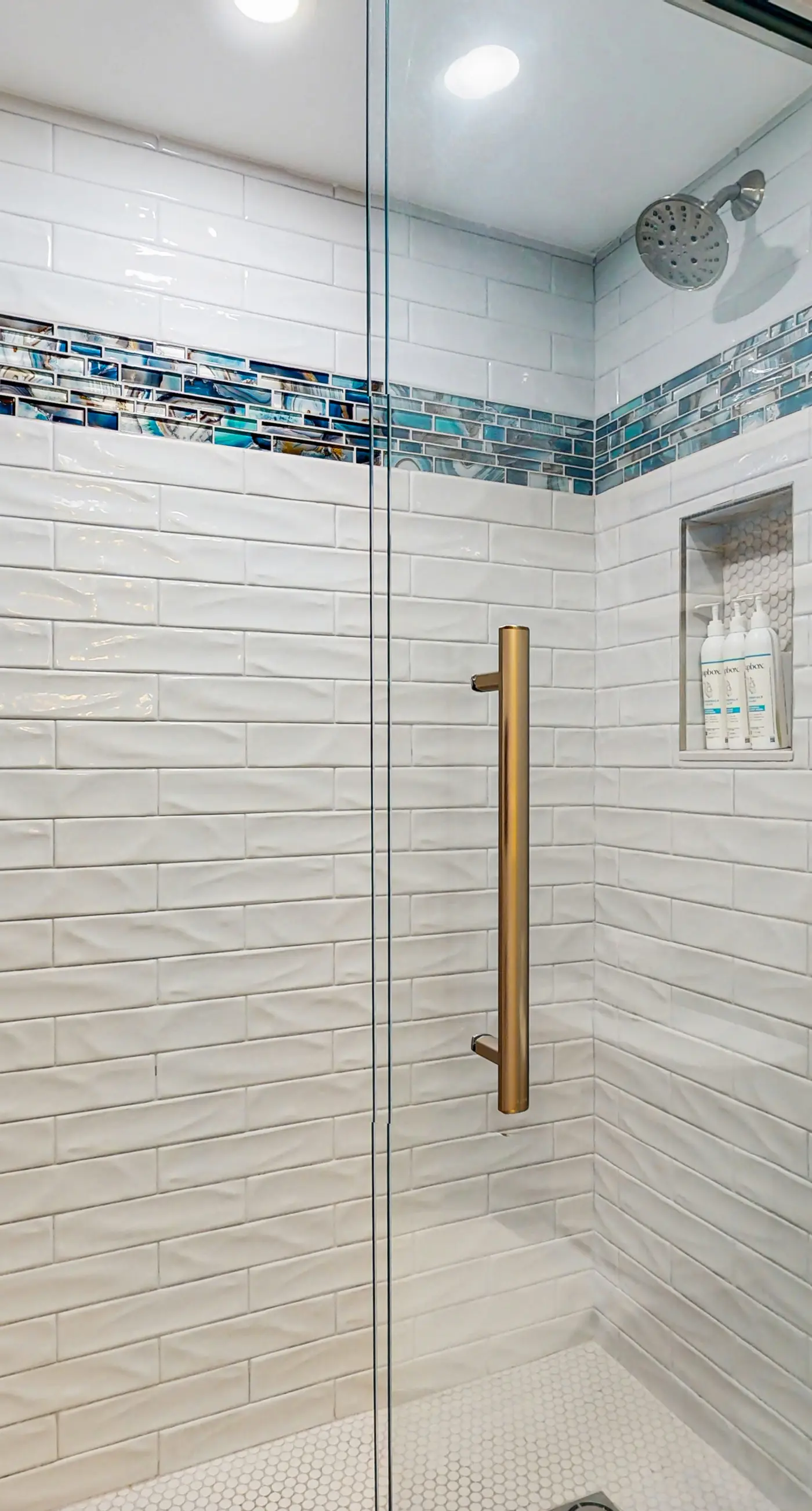 Second-Floor Ocean & Gulf Front Condo w/Free WiFi, 2 Balconies, Shared Pool, A/C