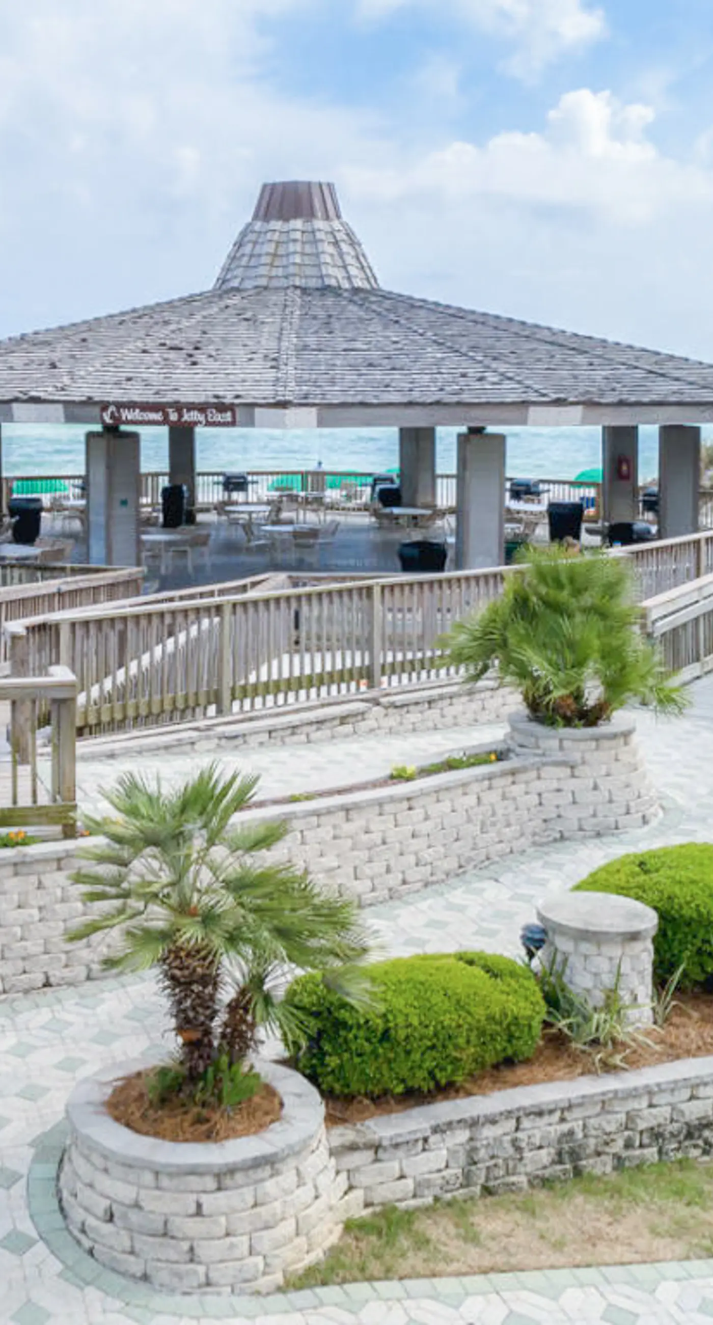 Second-Floor Ocean & Gulf Front Condo w/Free WiFi, 2 Balconies, Shared Pool, A/C