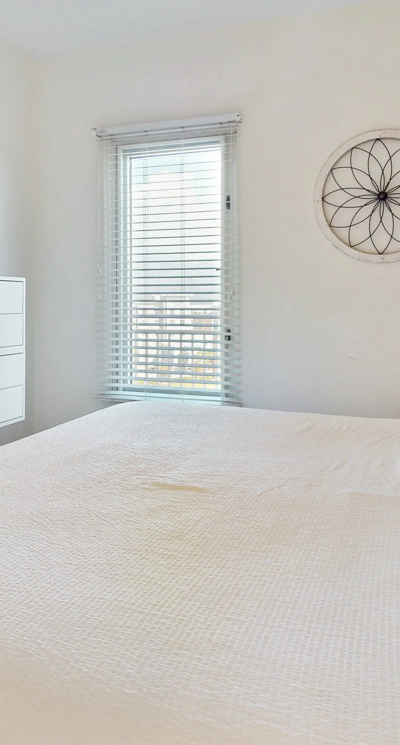 Eight Floor Condo with Shared Pools, Ocean View, High-Speed WiFi, & Central AC