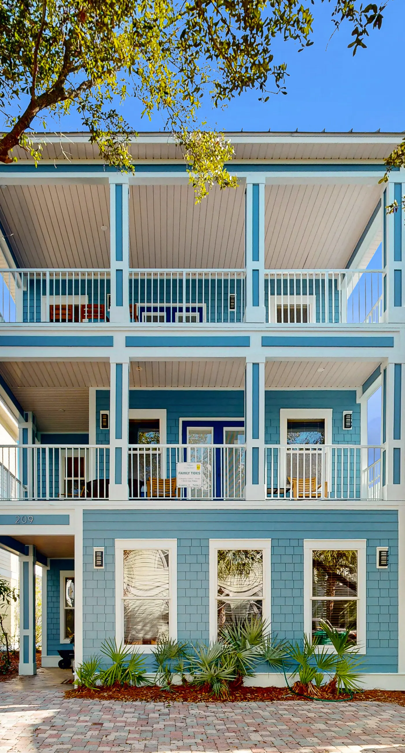 Gorgeous, multi-level home with pool, hot tub & two balconies - dog-friendly