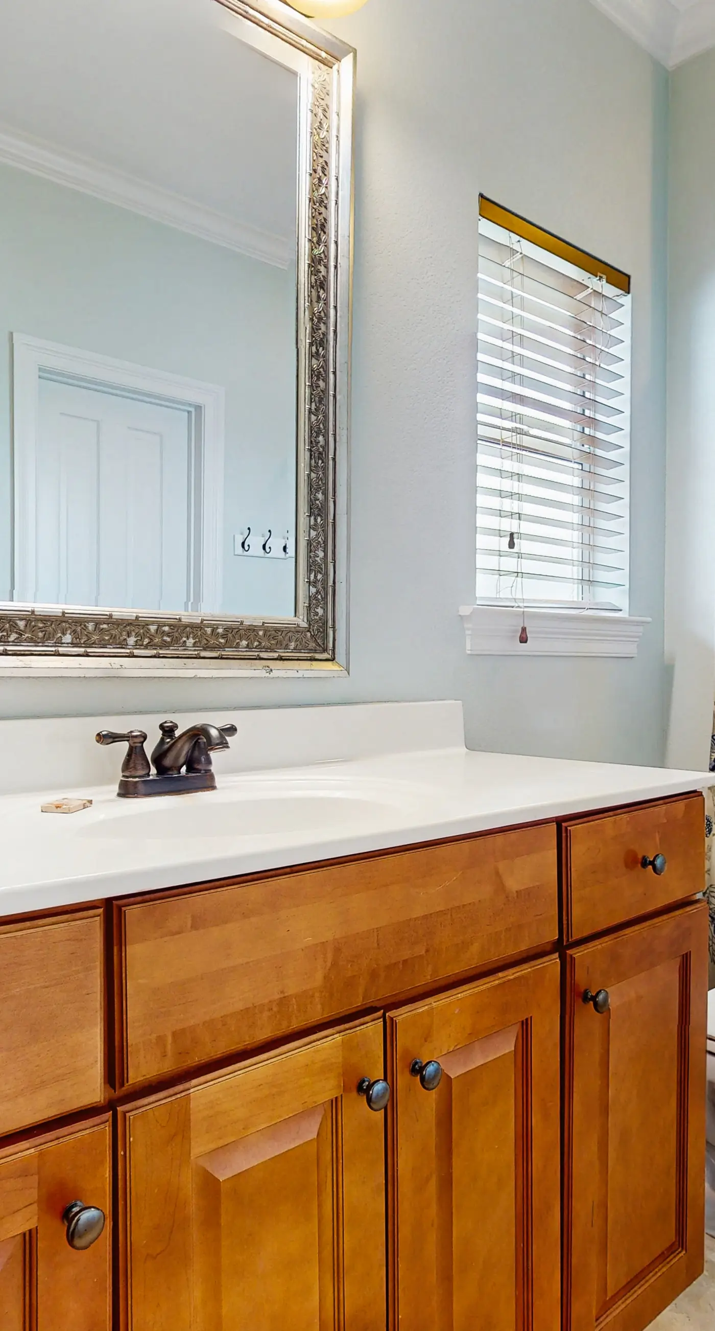 Gorgeous, multi-level home with pool, hot tub & two balconies - dog-friendly