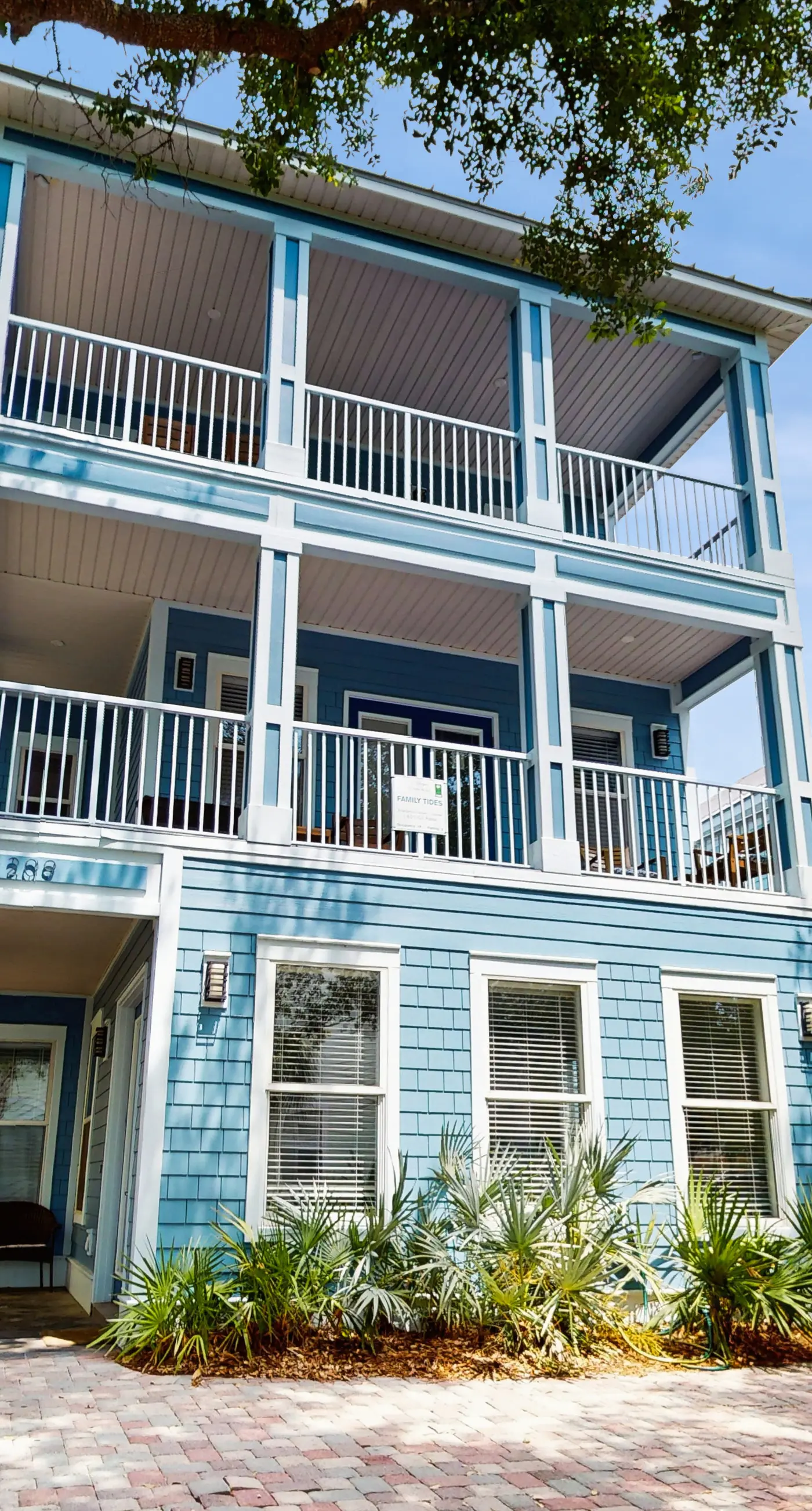 Gorgeous, multi-level home with pool, hot tub & two balconies - dog-friendly