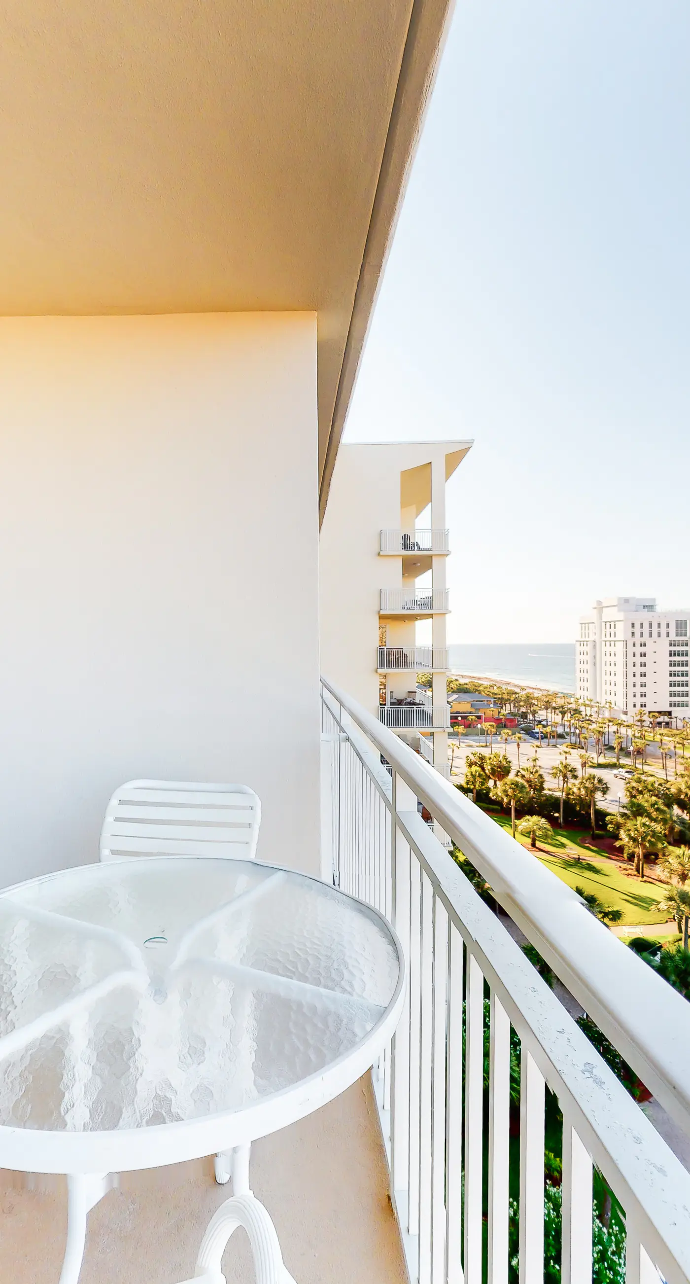 Ninth Floor Oceanfront Condo with Shared Pools, Ocean View, WiFi, & Washer&Dryer