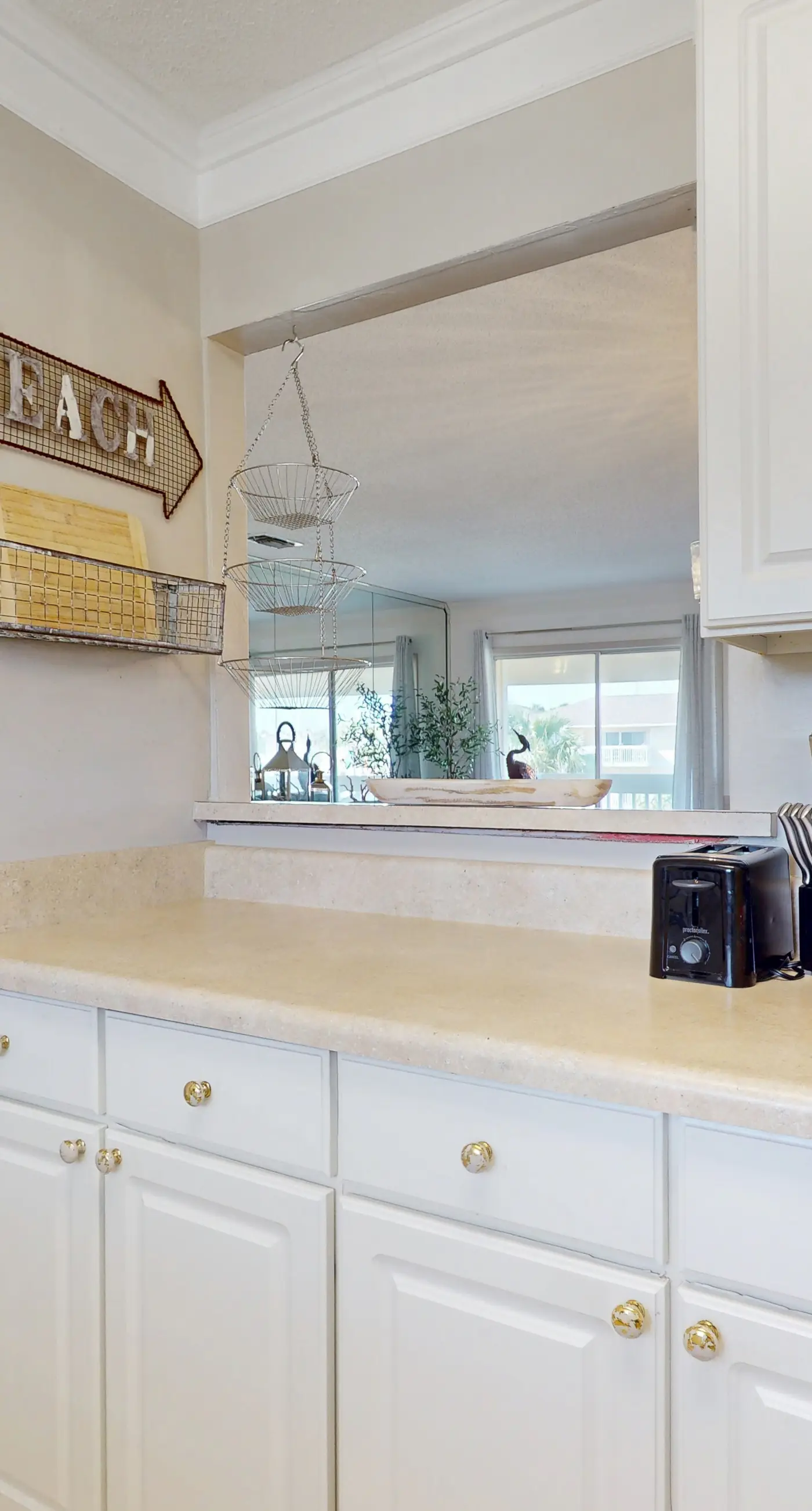 Waterfront condo in private beach resort, best free amenities in Destin!