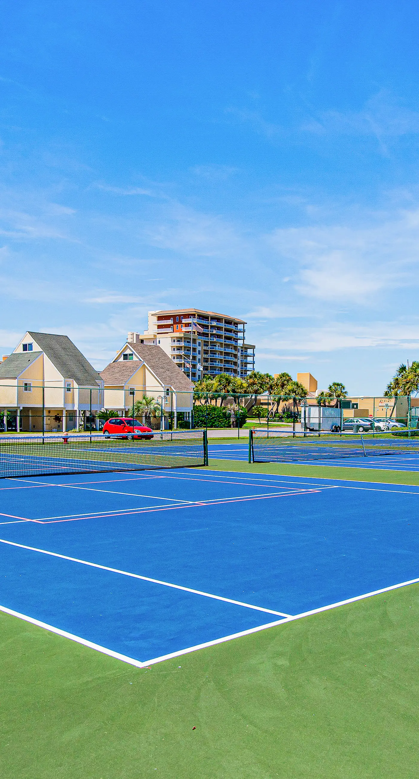 Waterfront condo in private beach resort, best free amenities in Destin!