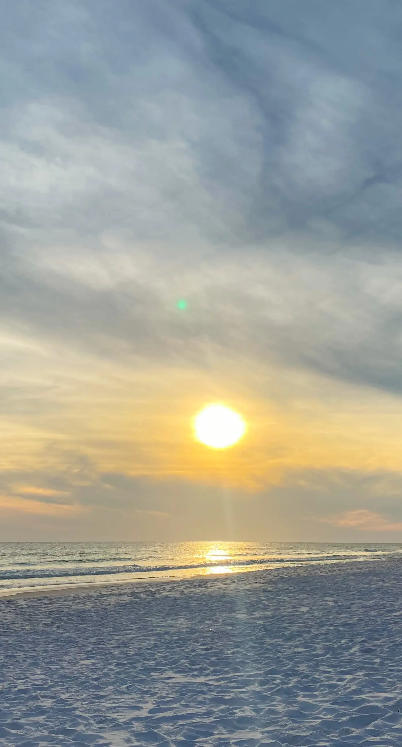 Waterfront condo in private beach resort, best free amenities in Destin!