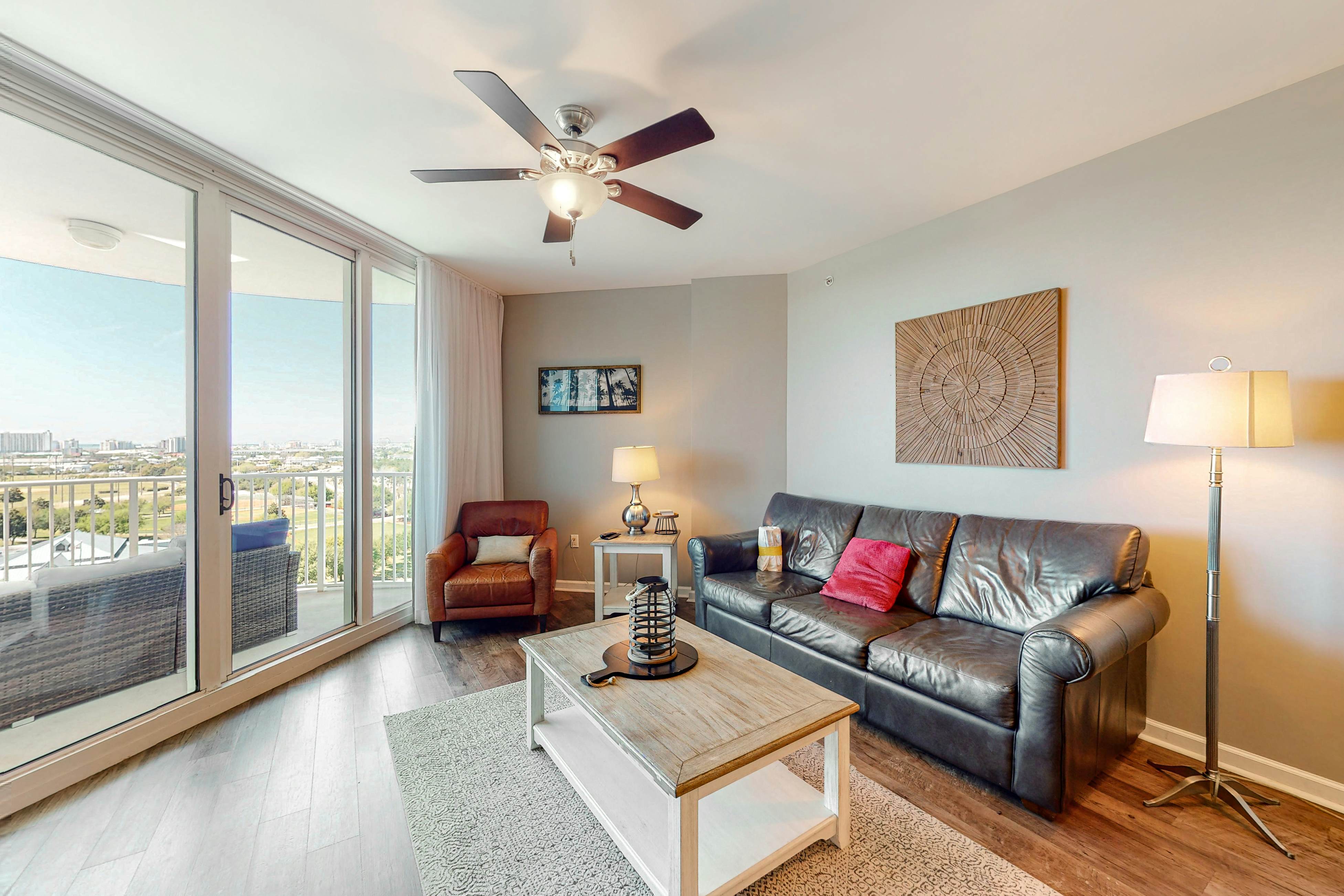 Waterview Resort Condo with WiFi, Washer-Dryer, Shared Pools, Hot Tub & Gym